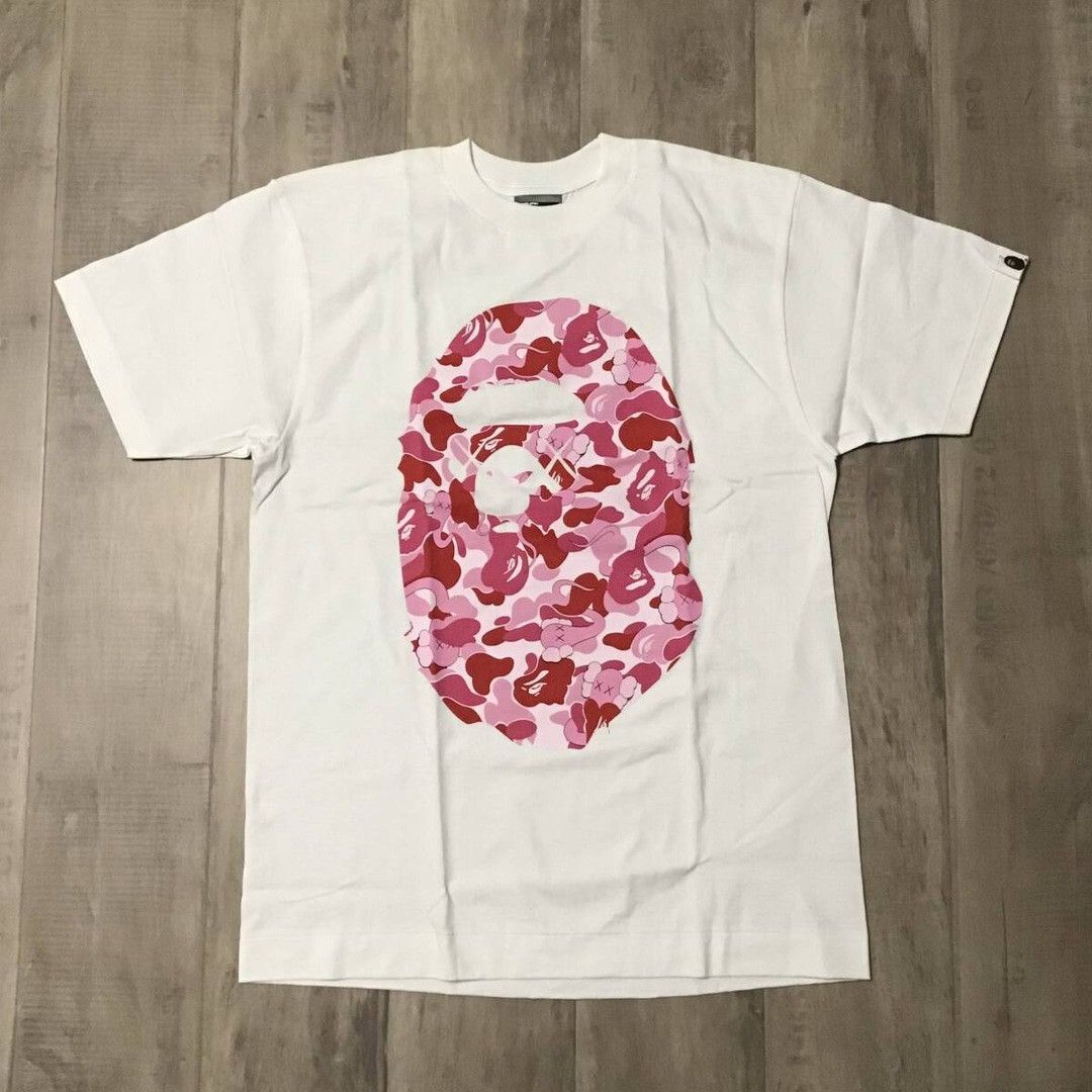 Bape × Kaws × Nigo BAPE × KAWS bendy ABC camo pink big head T-shirt APE NIGO Size US M / EU 48-50 / 2 - 2 Thumbnail