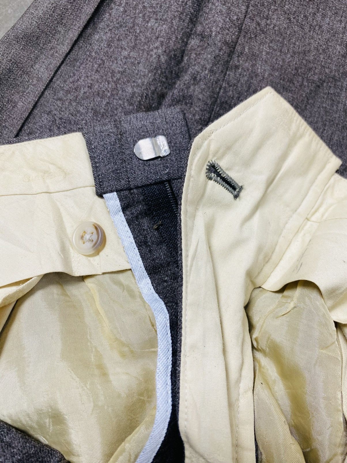 Burberry Vintage 90a Burberry Wool Pants Size US 33 - 14 Thumbnail