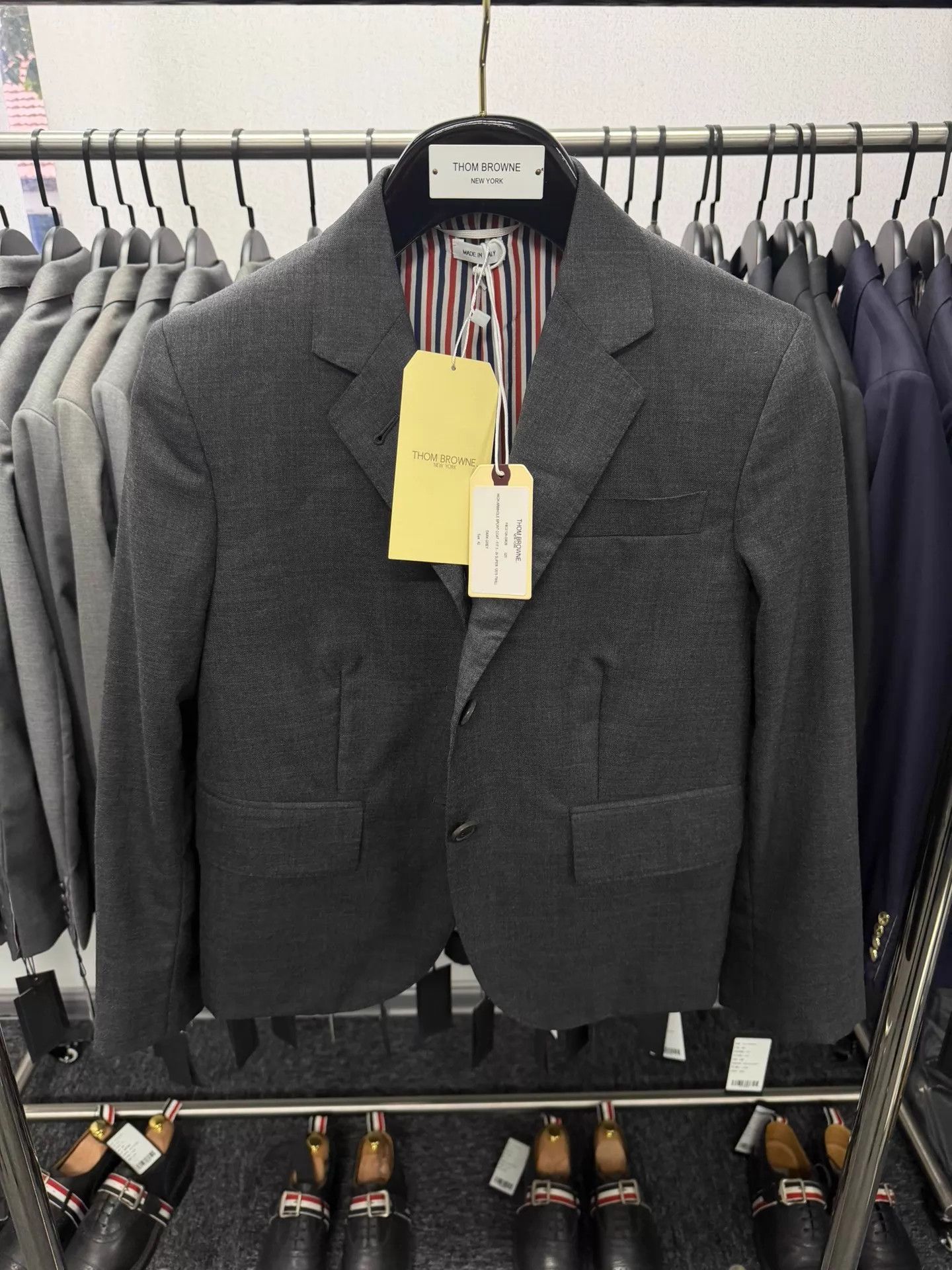 Thom Browne Thom Browne Women's Classic Short Charcoal Gray Blazer Size M / US 6-8 / IT 42-44 - 1 Thumbnail