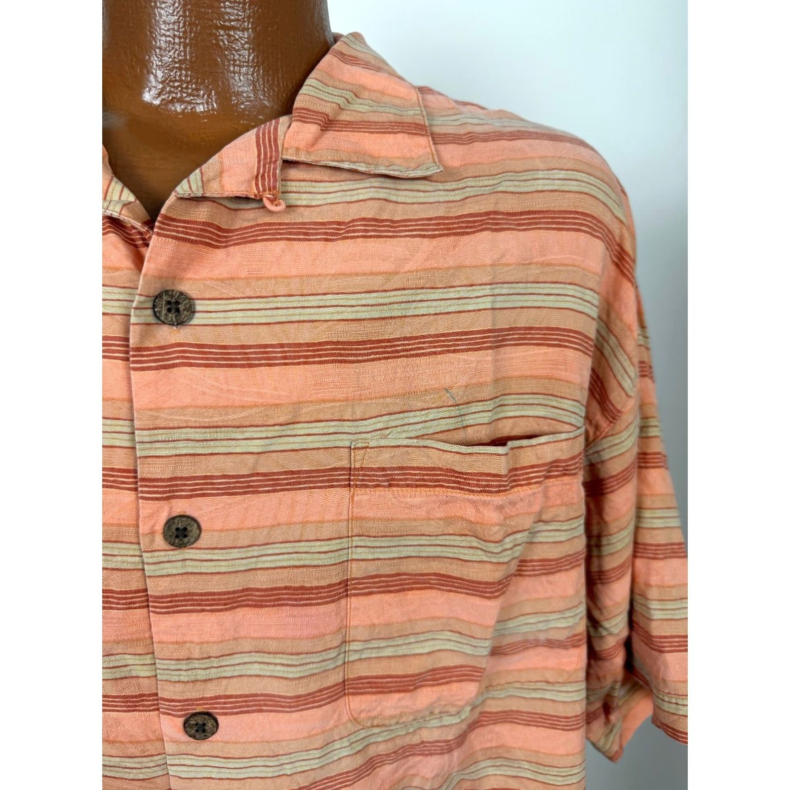 Tommy Bahama VINTAGE Tommy Bahama Shirt Men Large Striped Silk Floral Jacquard Hawaiian Luau Size US L / EU 52-54 / 3 - 2 Thumbnail