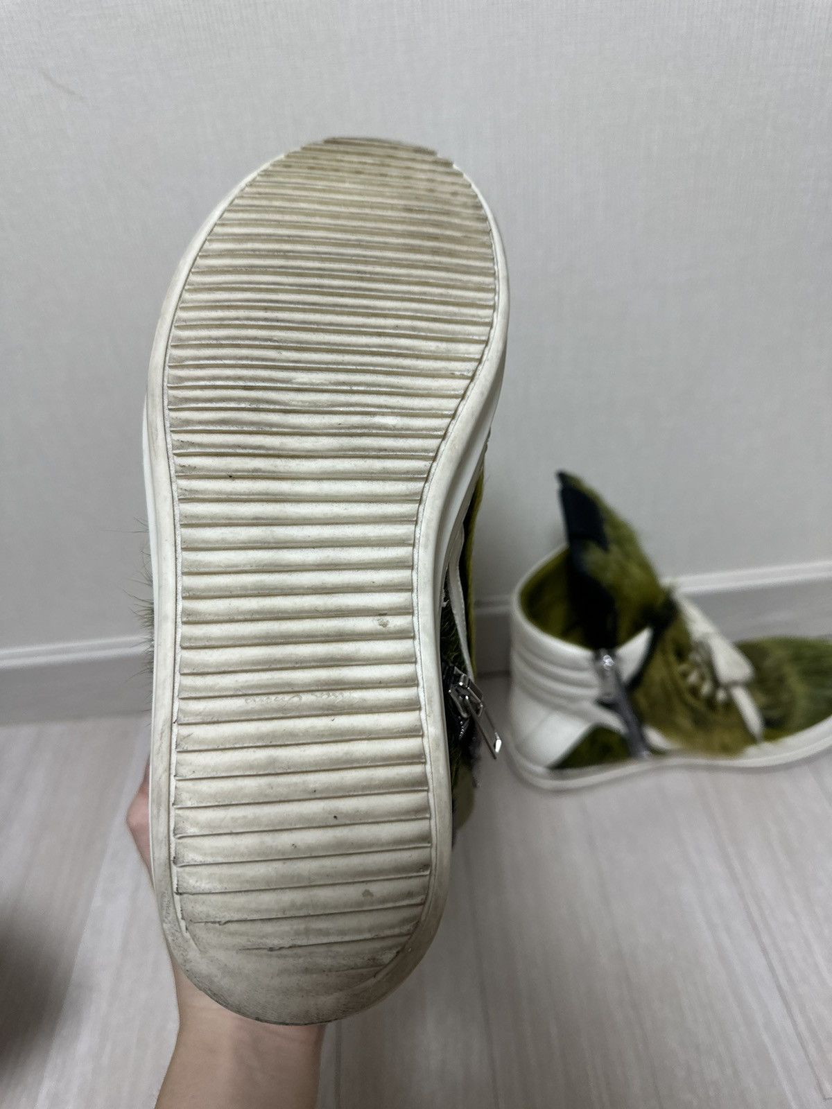 Rick Owens Rick Owens Seeyuh Grinch Pony Hair Acid Milk Geobasket Size US 10 / EU 43 - 8 Thumbnail