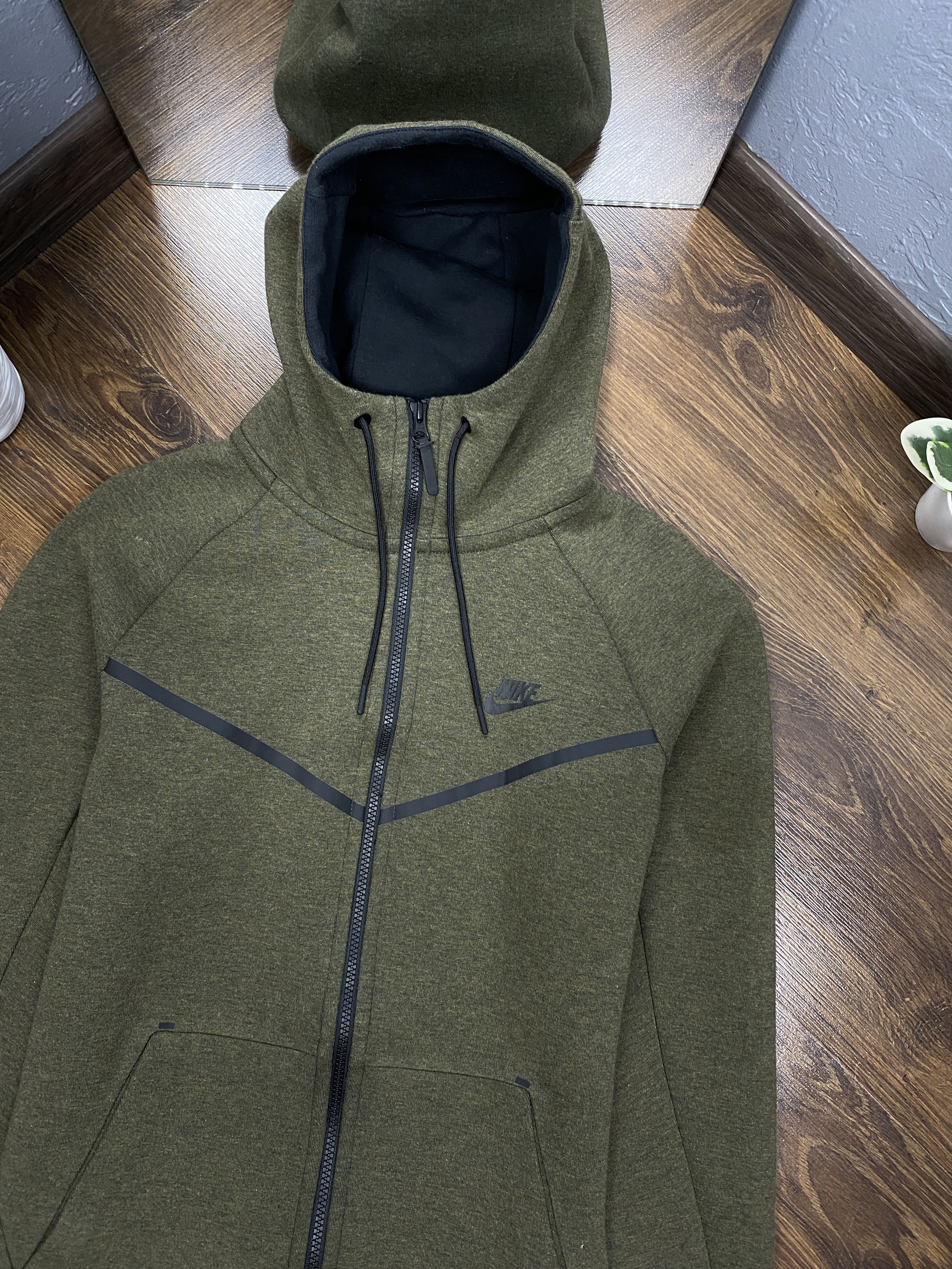 Nike Nike Tech Fleece Mens Zip Hoodie Size US M / EU 48-50 / 2 - 2 Thumbnail