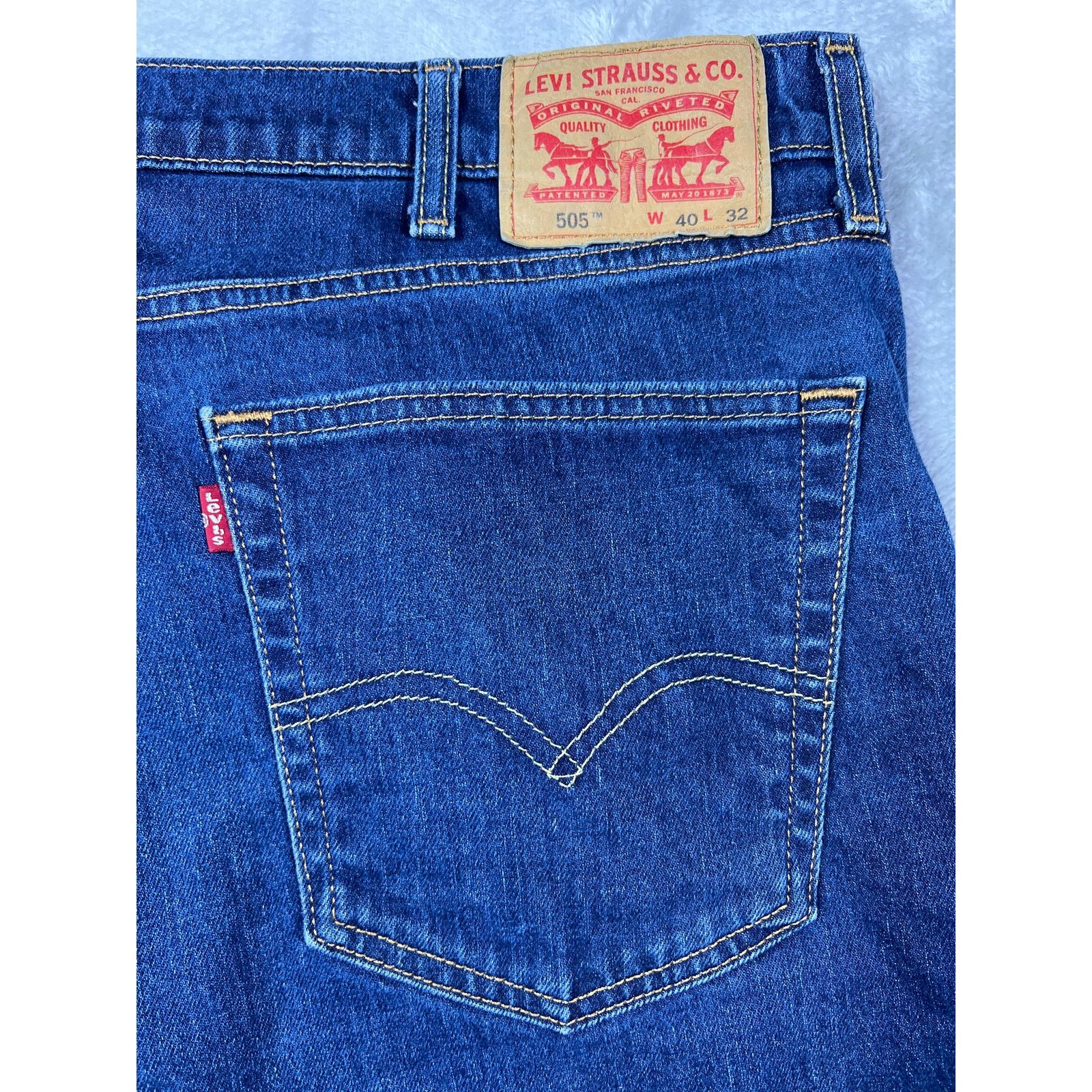 Levi's Levi’s 505 Men’s Jeans Size 40×32 Regular Fit Straight Leg Size US 40 / EU 56 - 2 Thumbnail