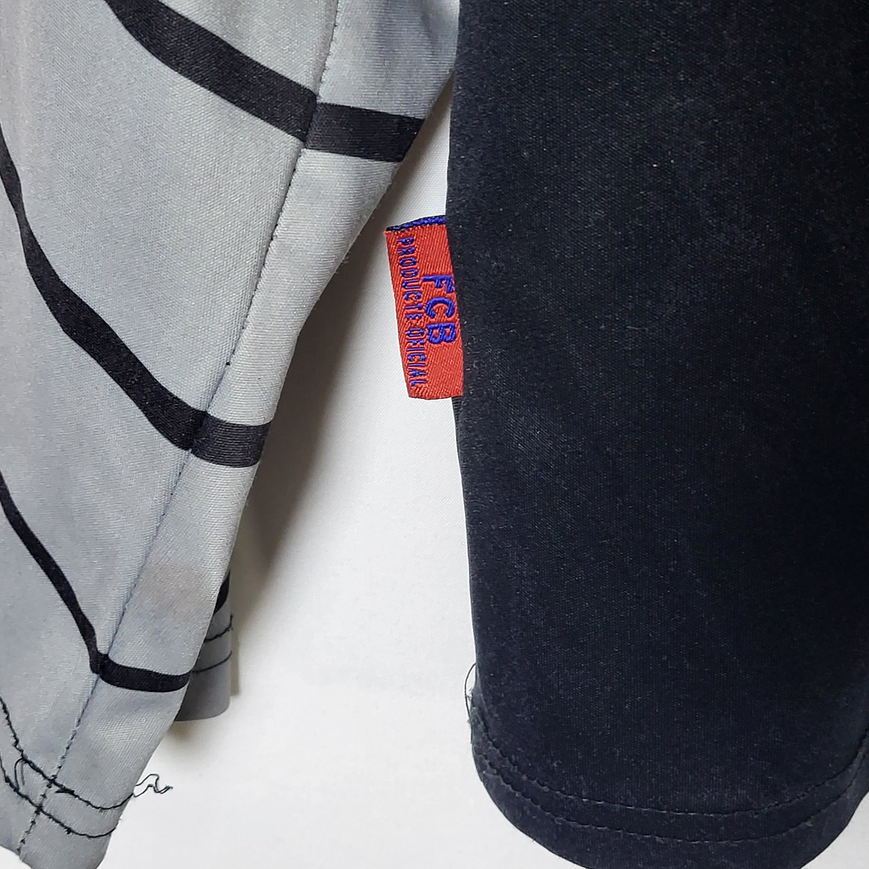Other F.C. Barcelona. V.Valdes Goalkeeper. Size US S / EU 44-46 / 1 - 7 Thumbnail