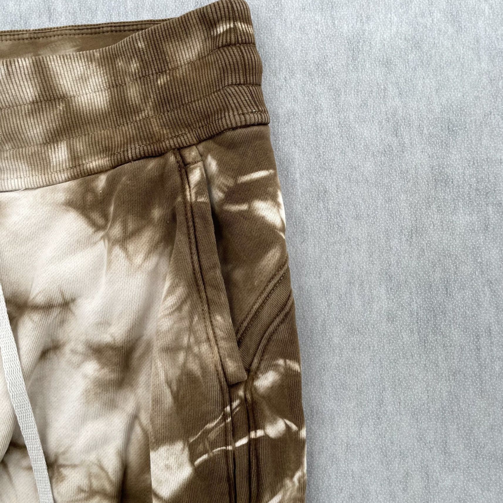 Lululemon VINTAGE Lululemon Joggers Pants Women’s Activewear Casual Tapered Fit Brown Tie Dye Logo 2 Size 26" / US 2 / IT 38 - 3 Thumbnail