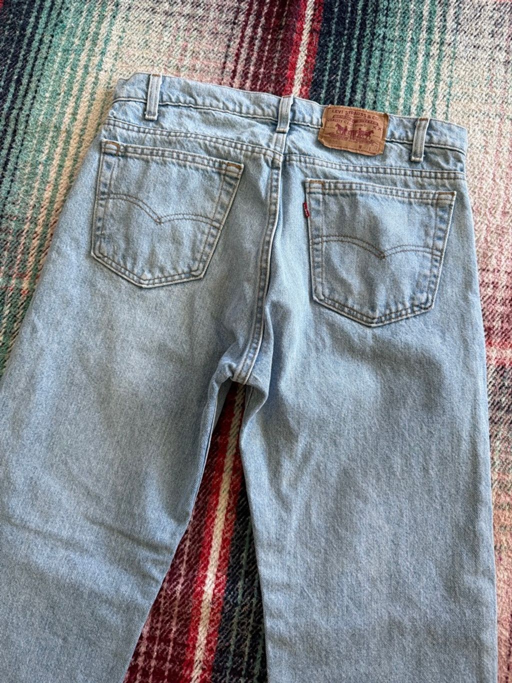 Levi's 90s Levi’s 505 Light Wash Distressed Jeans 35x33 Size US 35 - 2 Thumbnail