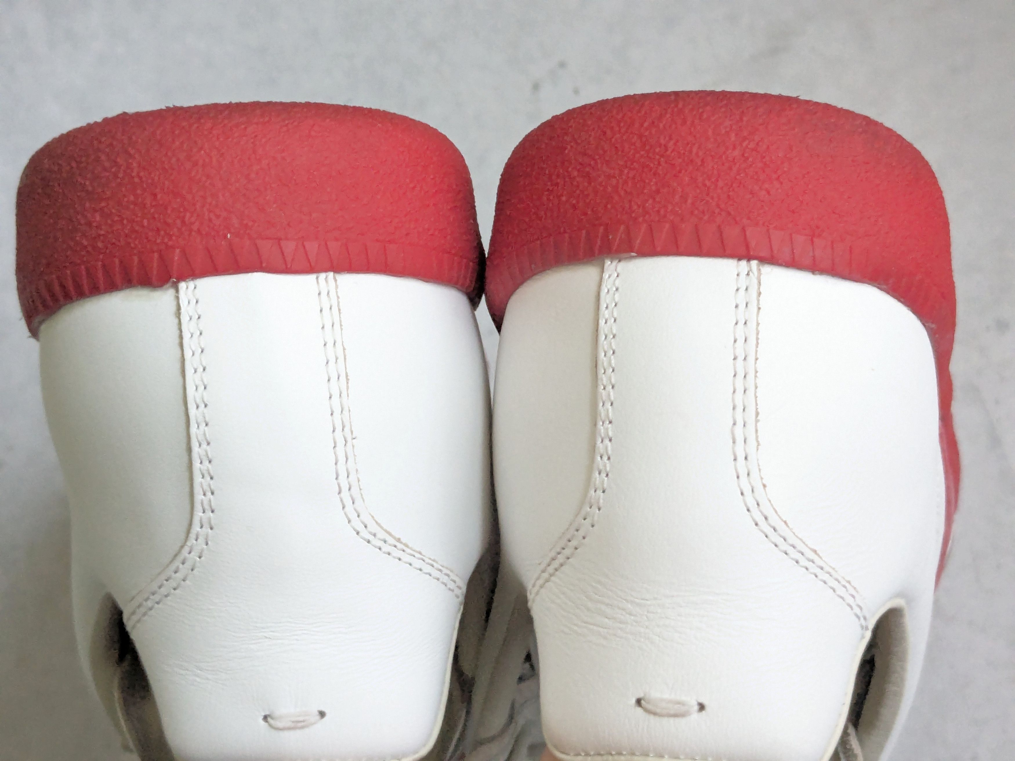 Maison Margiela Maison Margiela Replica GAT White Gray Red 13 46 Low Tops Size US 13 / EU 46 - 13 Thumbnail