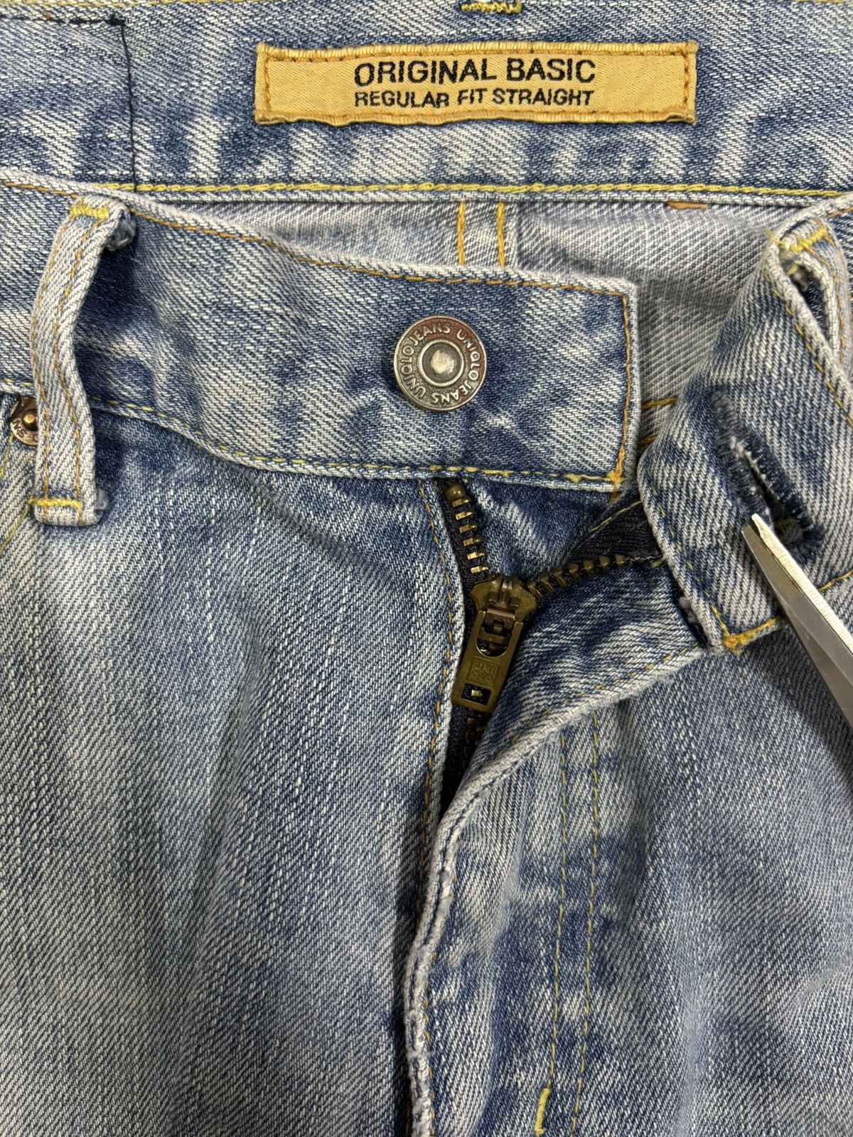 Undercover × Uniqlo Vintage Uniqlo S002 Straight Leg Distressed Grunge Jeans Size US 29 - 17 Thumbnail