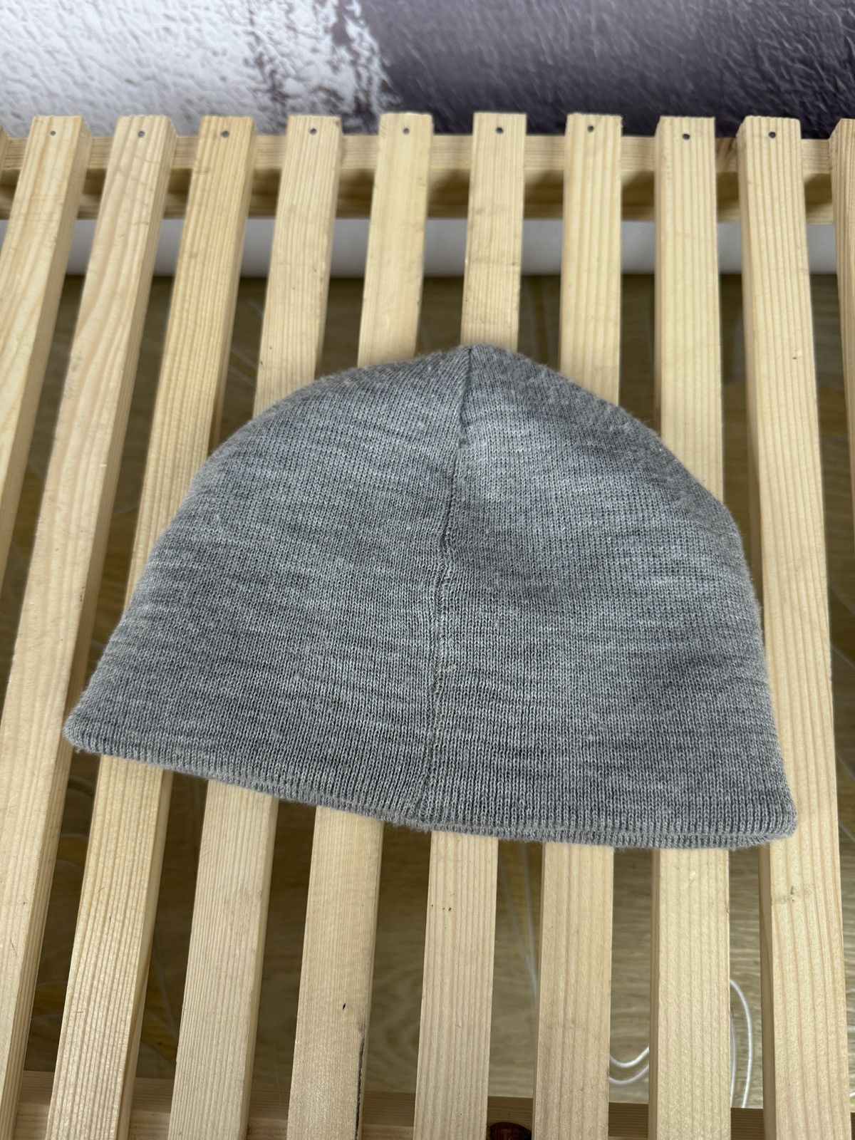 Nike Nike Vintage y2k reversible black/grey beanie hat swoosh Size ONE SIZE - 10 Thumbnail