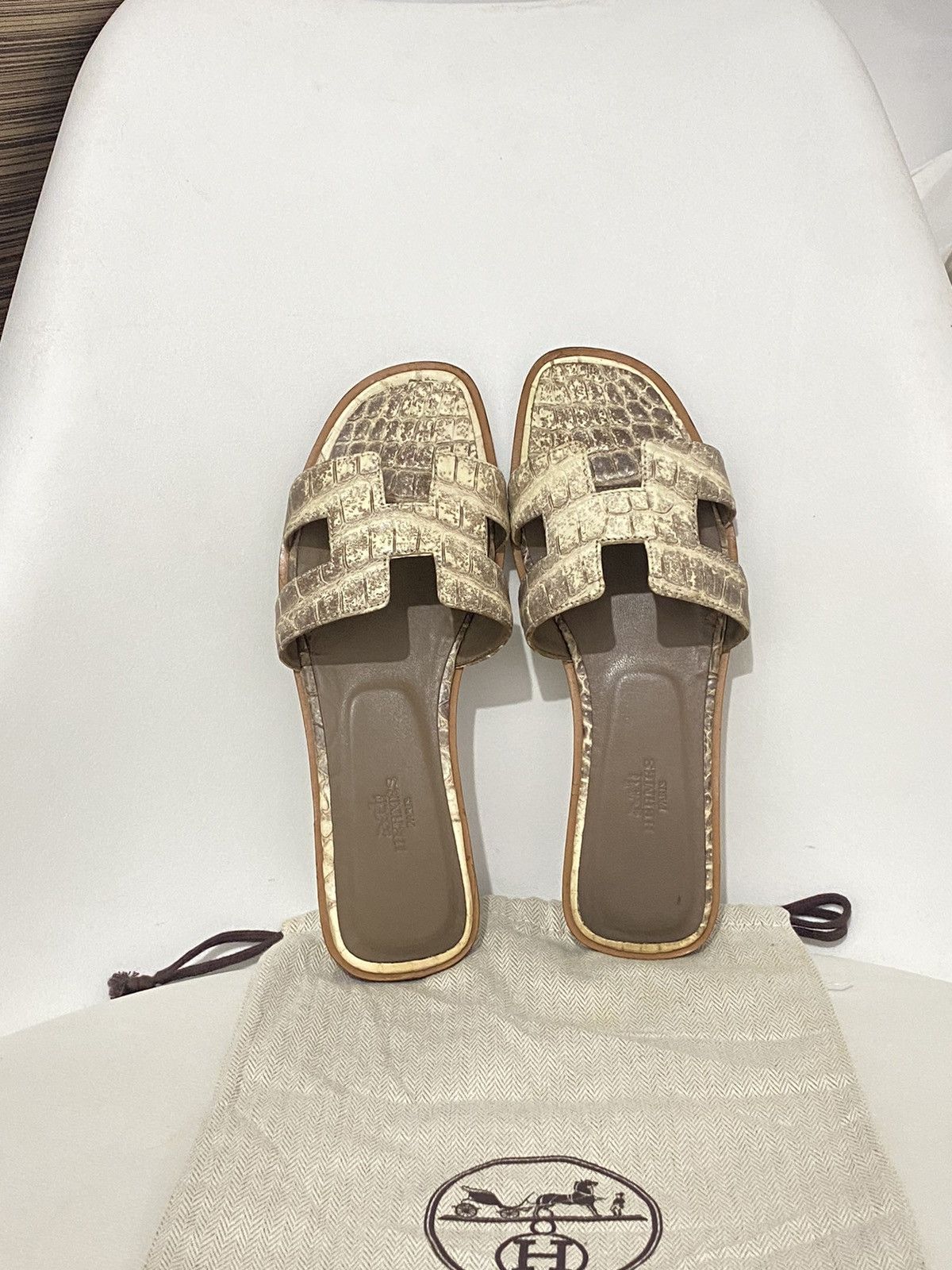 Hermes Hermès Oran Himalayan Size US 6 / IT 36 - 1 Thumbnail