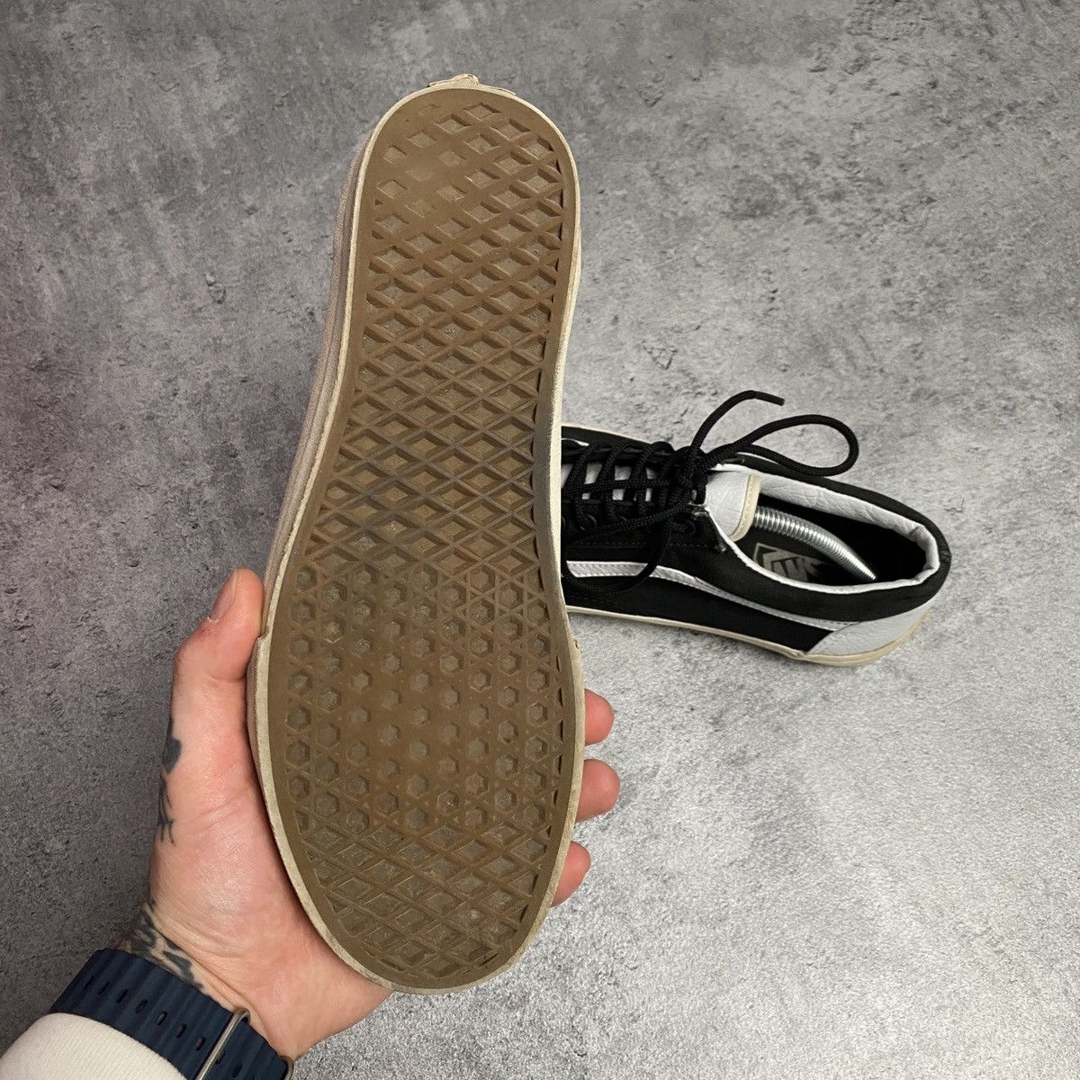 Vans Vans black white sneakers skater size us 10 Size US 10 / EU 43 - 6 Thumbnail