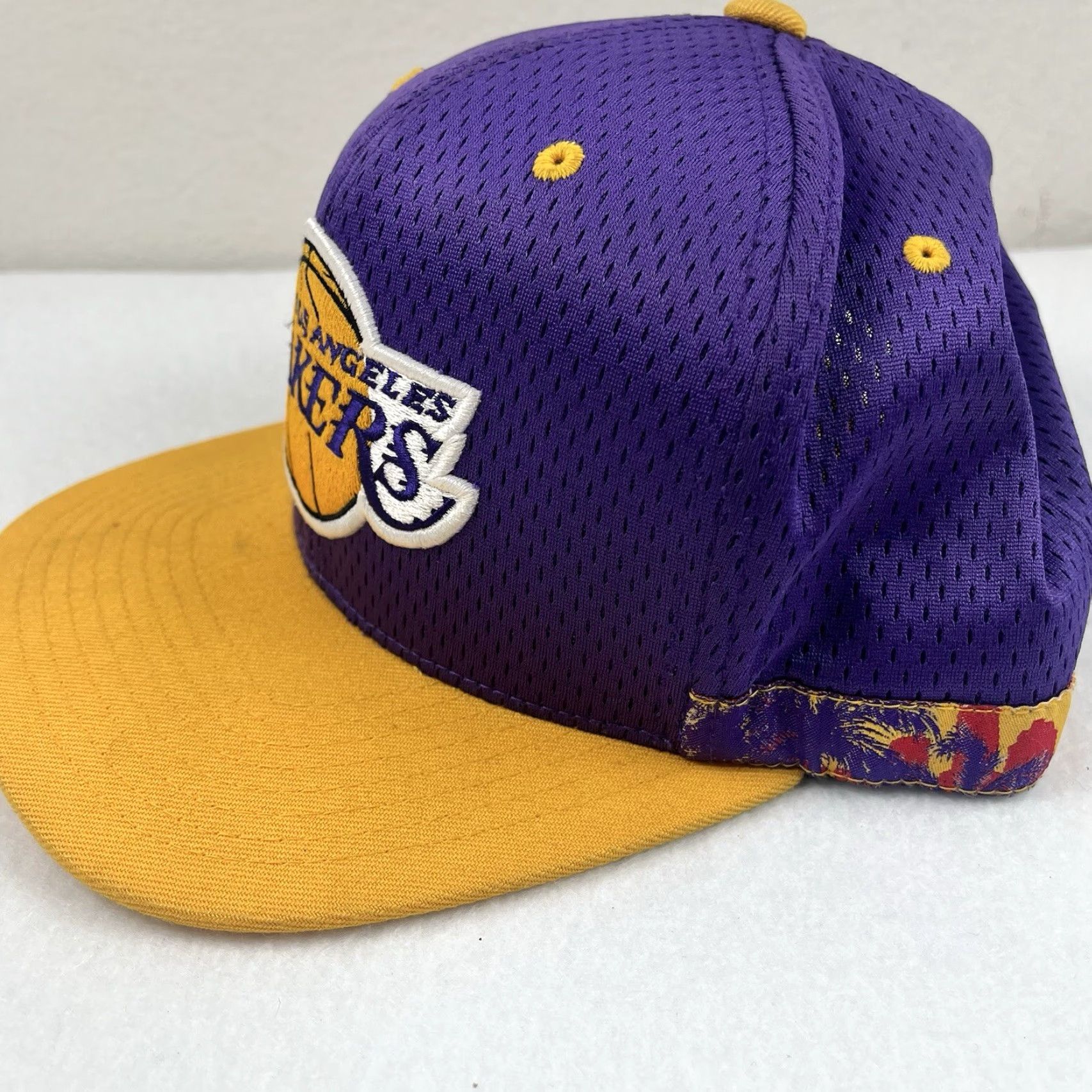 Mitchell & Ness Mitchell & Ness Lakers Baseball Cap Hat LA Skyline LA Lakers Purple One Size Adjustable Breathable Sports Hat Men Boys Womens Size ONE SIZE - 3 Thumbnail