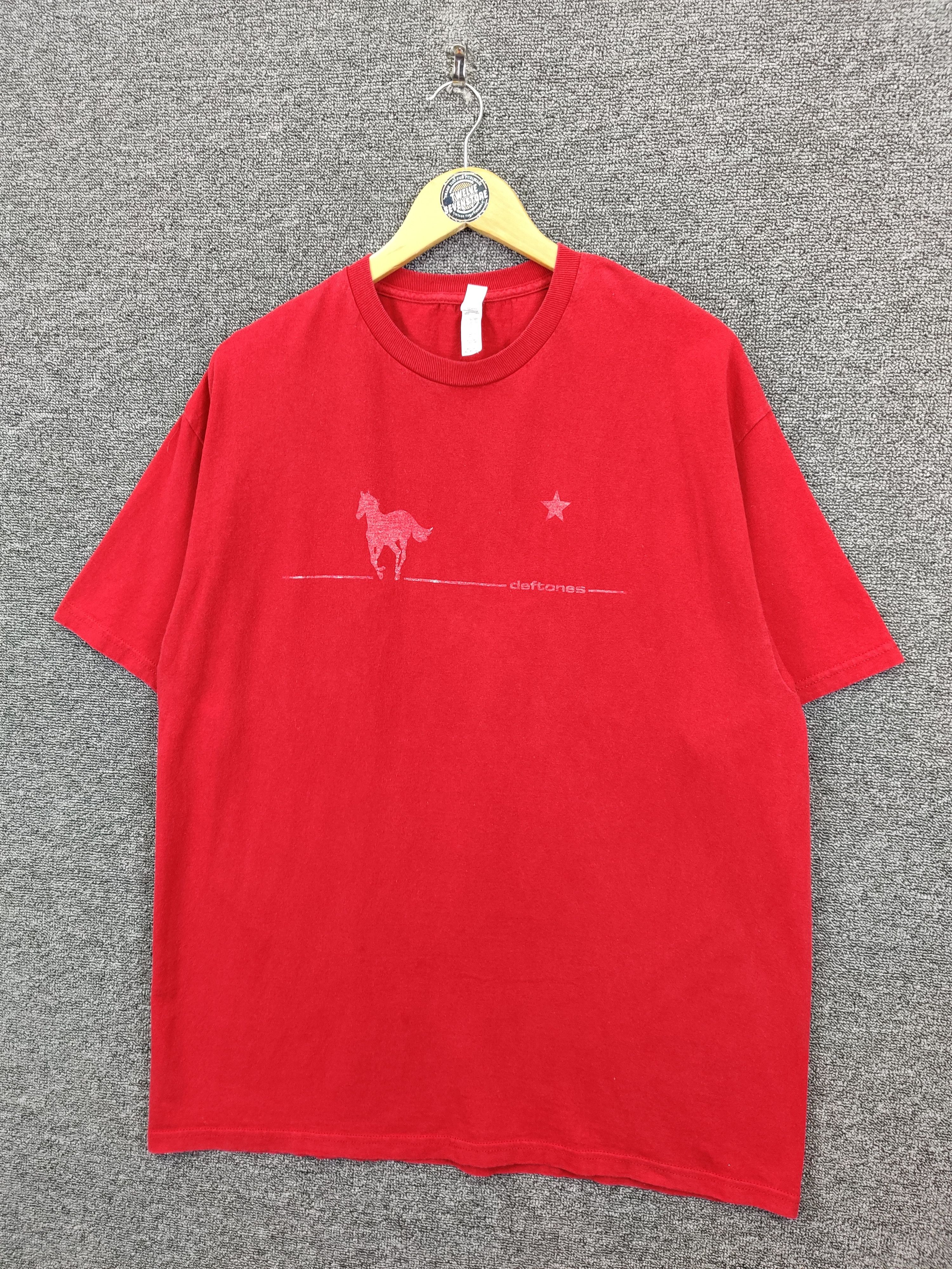Band Tees Deftones White Pony Band Tee Tshirt Size US XL / EU 56 / 4 - 2 Thumbnail