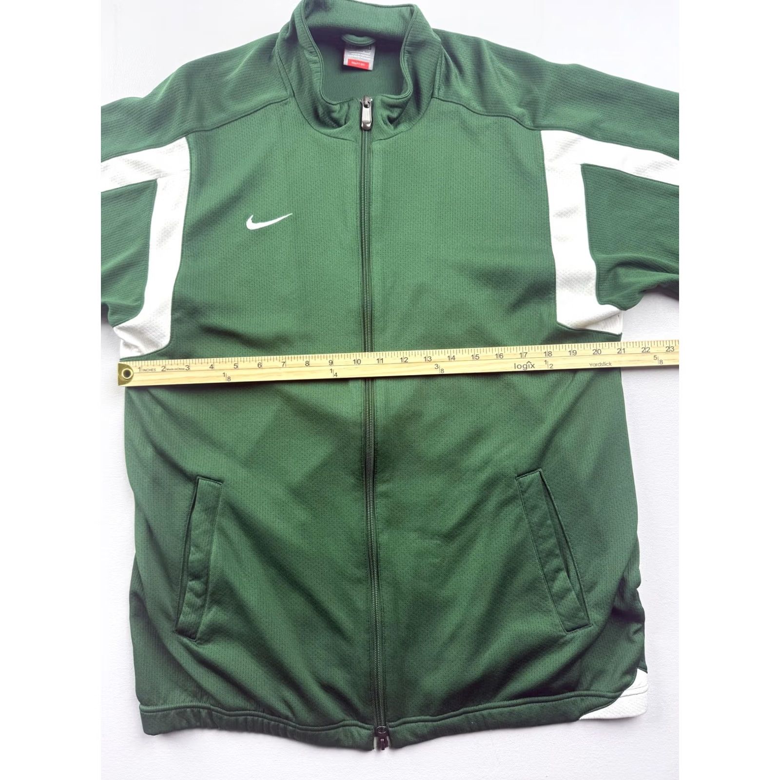 Nike Nike FIT DRY Track Jacket Mens Large Green Full Zip Colorblock Athletic Size US L / EU 52-54 / 3 - 5 Thumbnail