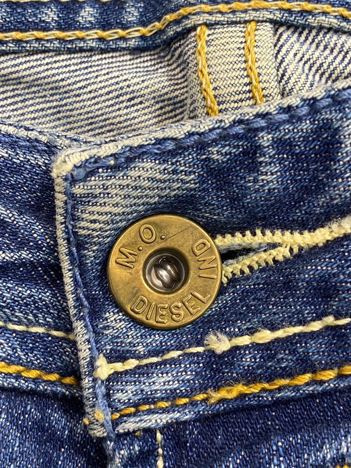 Diesel Vintage Diesel Blue Wash Distress Patch Style Flare Jeans Size US 28 / EU 44 - 12 Thumbnail