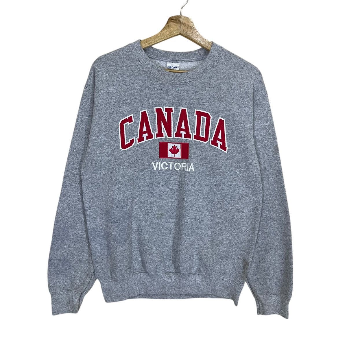 Vintage Vintage Canada Victoria Crewneck Sweatshirt Size US M / EU 48-50 / 2 - 1 Thumbnail