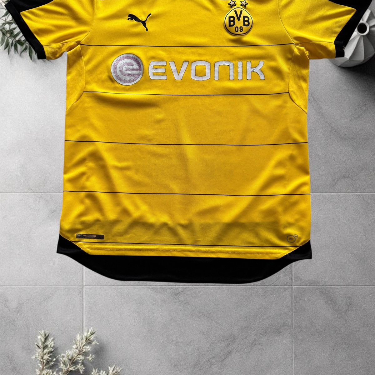 Puma BVB Borussia Dortmund 17/18 Home Jersey PUMA Yellow T-Shirt Size US L / EU 52-54 / 3 - 6 Thumbnail