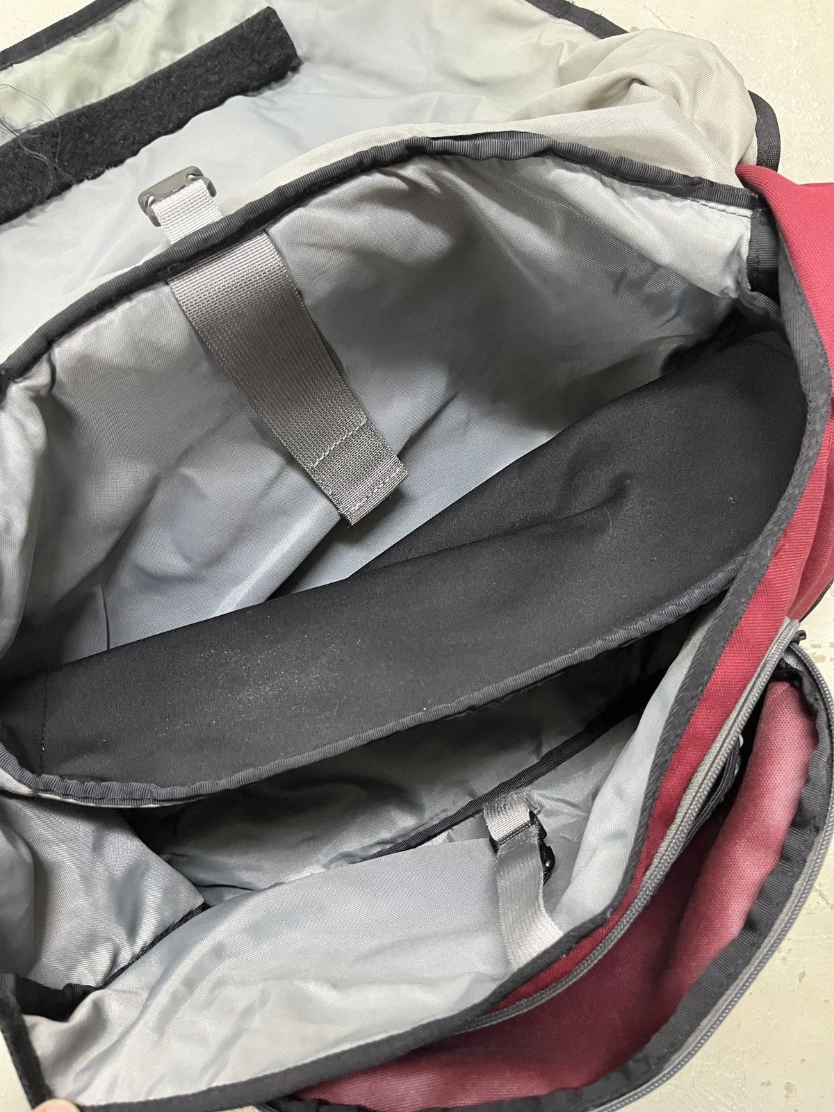 L.L. Bean L.L. Bean Hike Tactical Messenger Crossbody Gorpcore Bag Size ONE SIZE - 11 Thumbnail