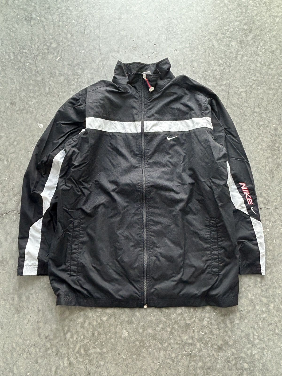 Nike Vintage Y2K Nike Windbreaker Jacket Size US L / EU 52-54 / 3 - 1 Thumbnail