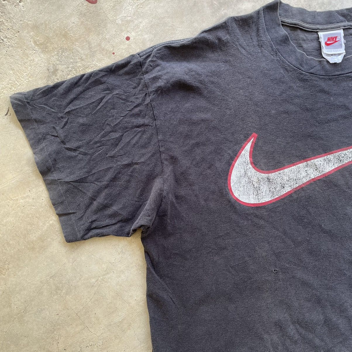 Nike Vintage Nike tee big logo rare size XL Size US XL / EU 56 / 4 - 6 Thumbnail