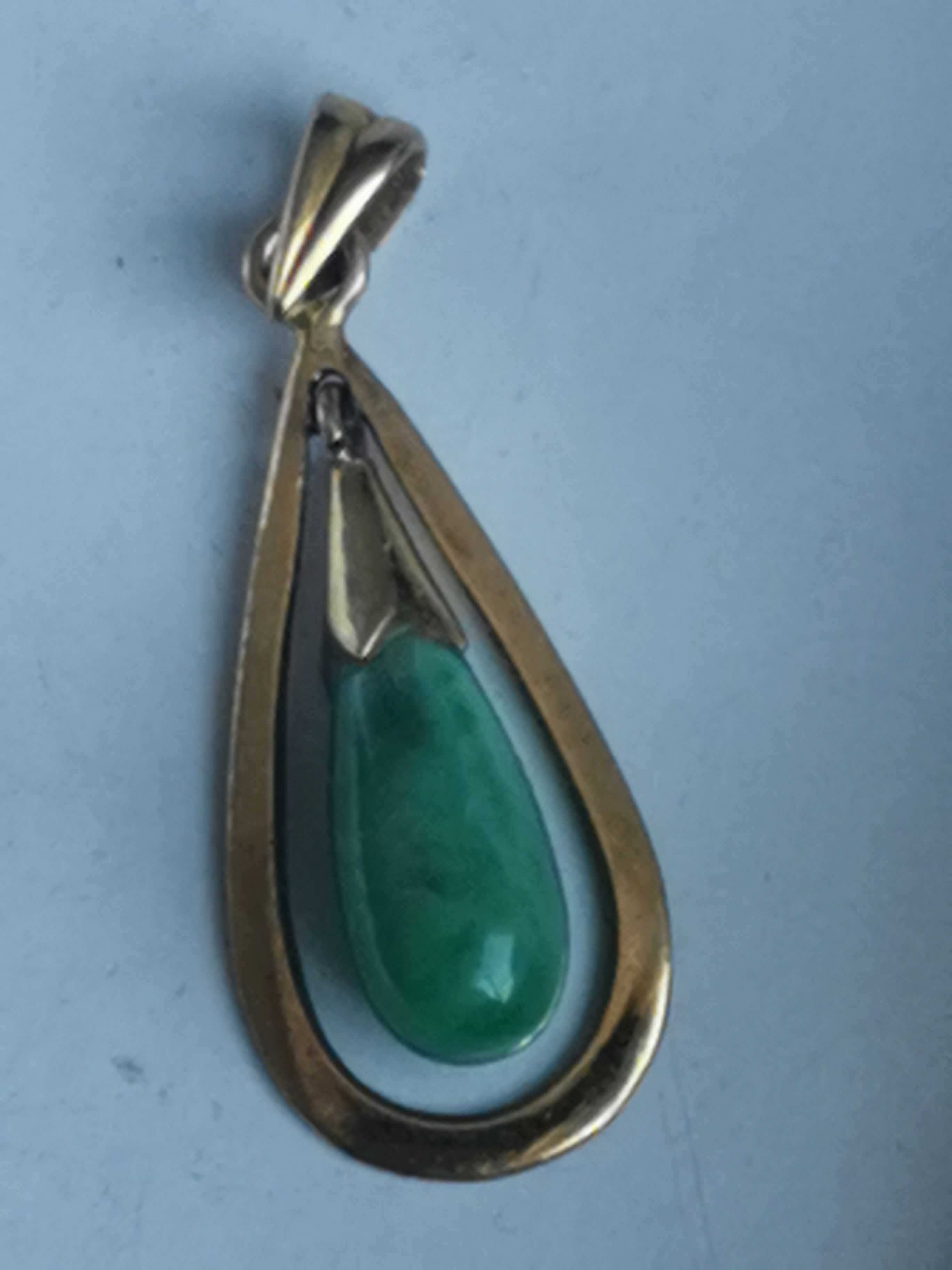 Vintage Vintage rare 14k/14 karat yellow gold jade pendant/charm Size ONE SIZE - 1 Thumbnail