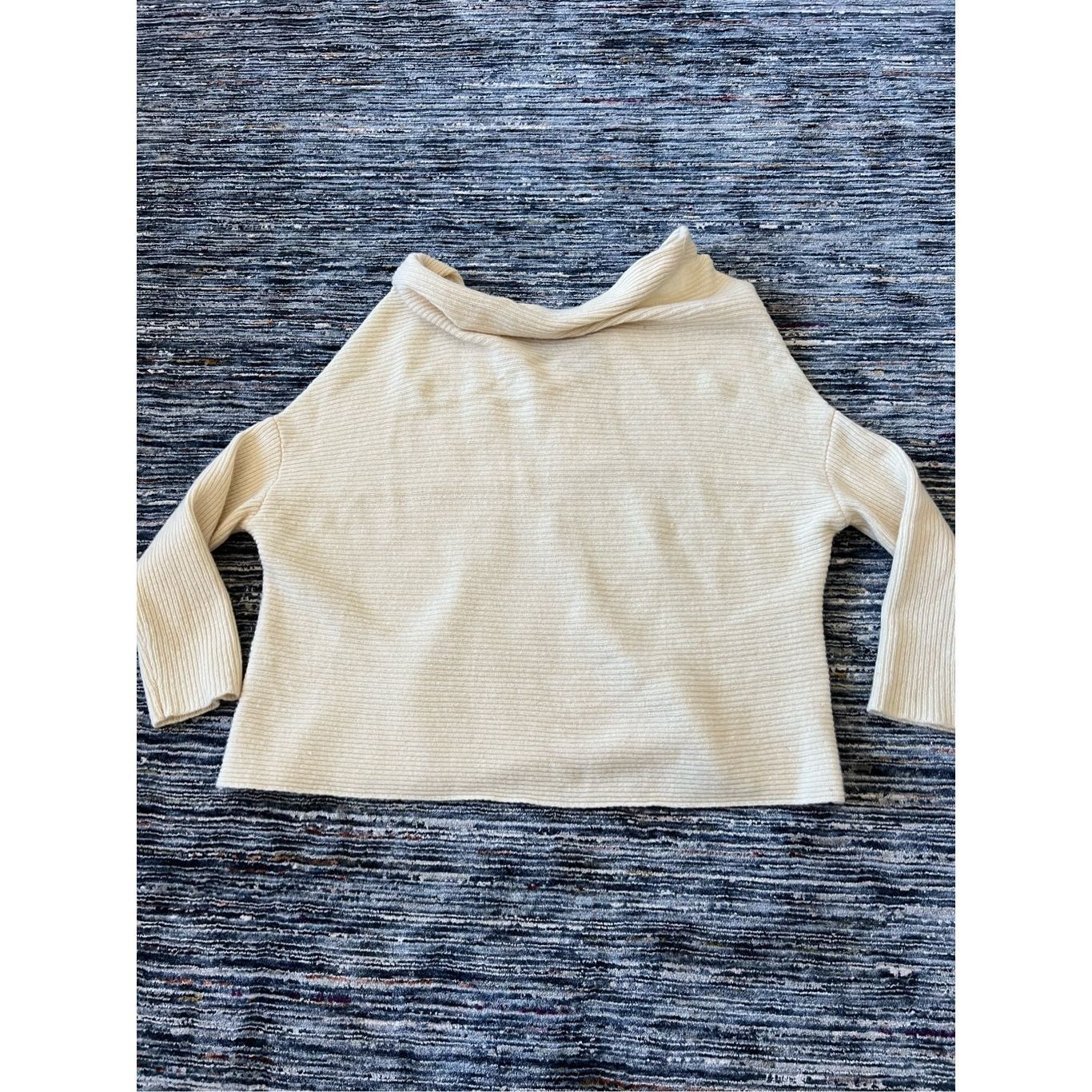 Zara Zara knit women wool v-back sweater size M Size M / US 6-8 / IT 42-44 - 5 Thumbnail