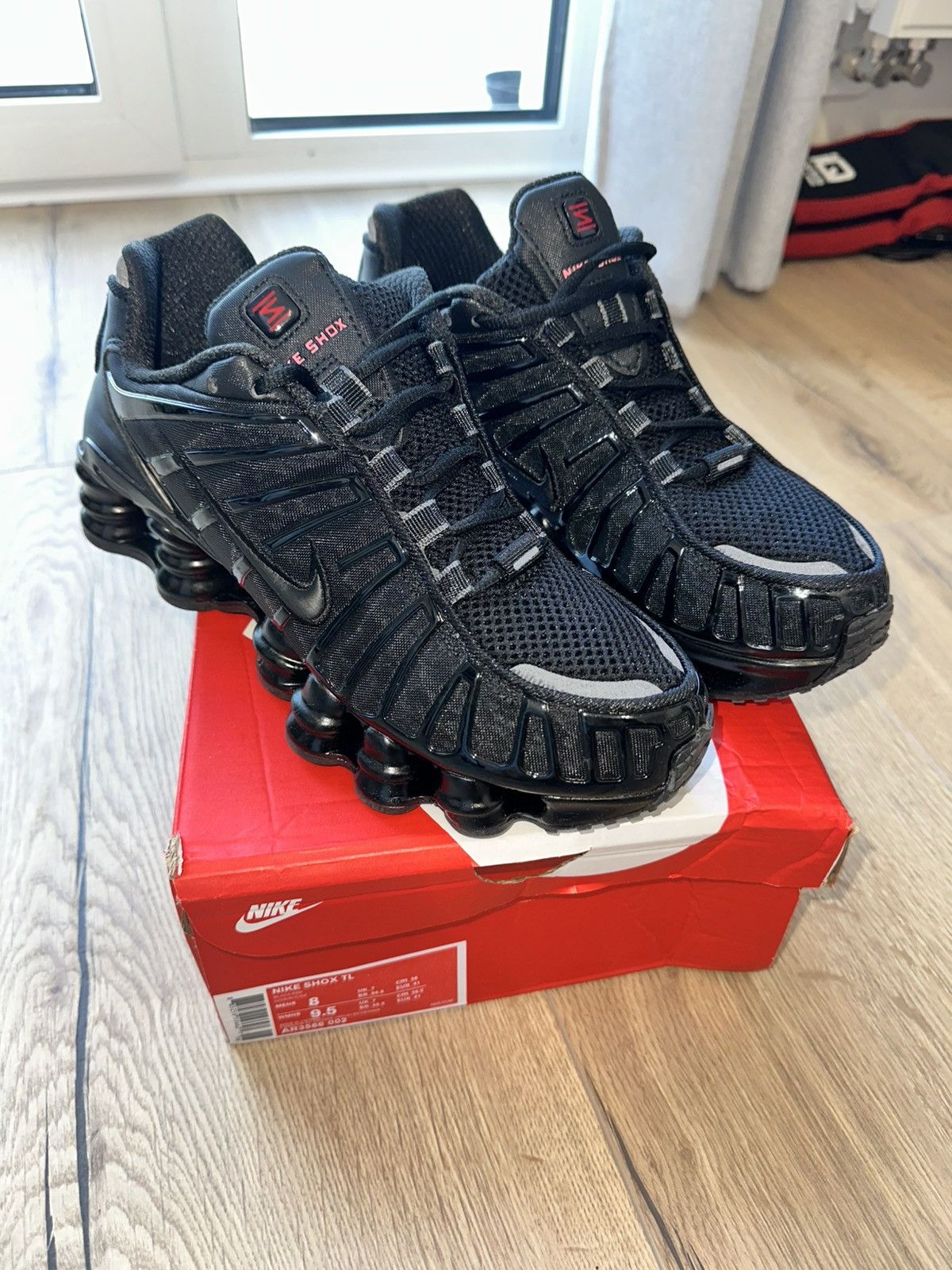 Nike Nike shox Size US 8 / EU 41 - 1 Thumbnail