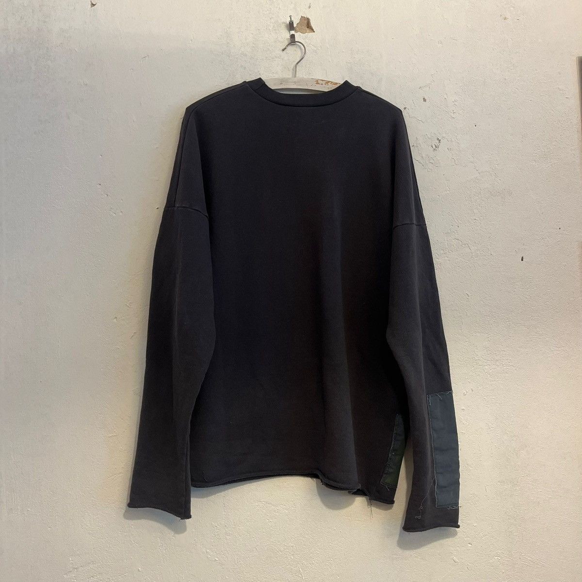 Raf Simons Raf Simons poltergeist sweatshirt iconic AW05 Patch Size US M / EU 48-50 / 2 - 6 Thumbnail