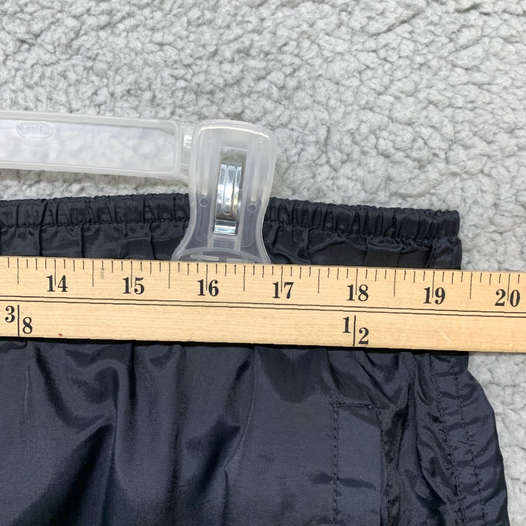 Vintage Results Mens Sport Athletic Shorts Size Large Black Pockets Elastic READ Liner Reading? Size US 33 - 3 Thumbnail