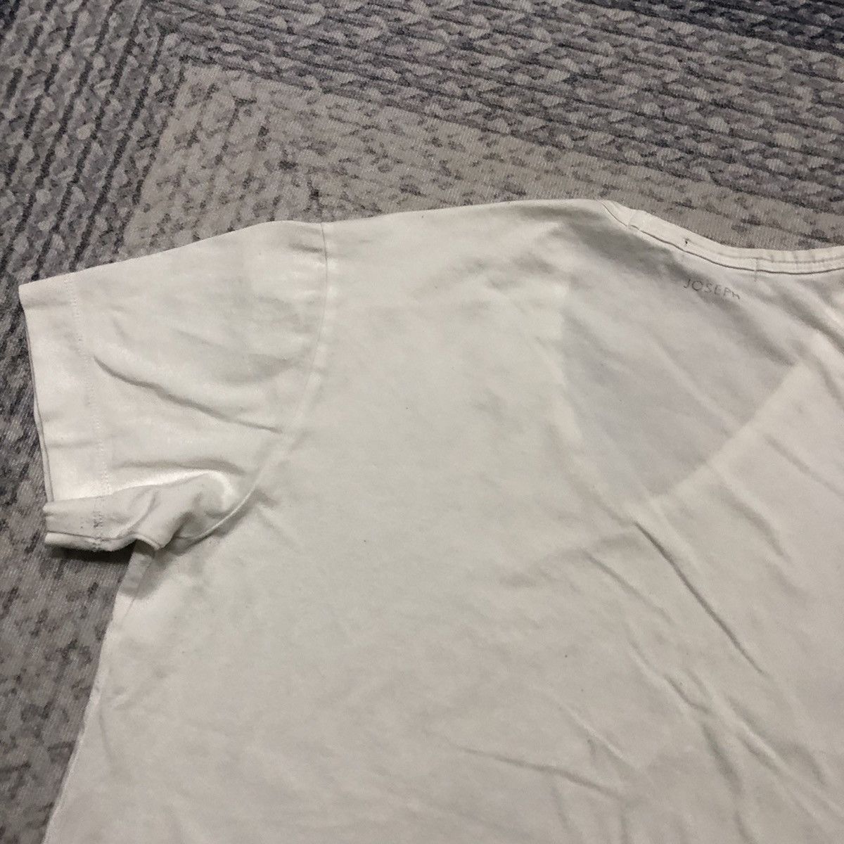 JOSEPH HOMME × Japanese Brand Rare Distressed Joseph Homme White V-Neck Tees Size US S / EU 44-46 / 1 - 12 Thumbnail