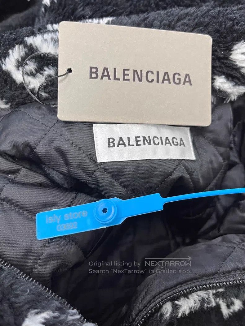 Balenciaga Balenciaga Collar Lapel Loose Faux Fur Puffy Zippered Plea Size XXS / US 00 / IT 34 - 4 Thumbnail