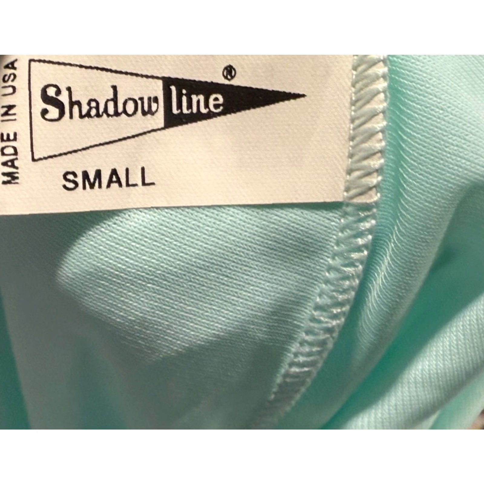 Vintage VINTAGE ShadowLine Nightgown Women Small Sea Foam Blue Satin Floral Short Sleeve Sleepwear Size S / US 4 / IT 40 - 6 Thumbnail