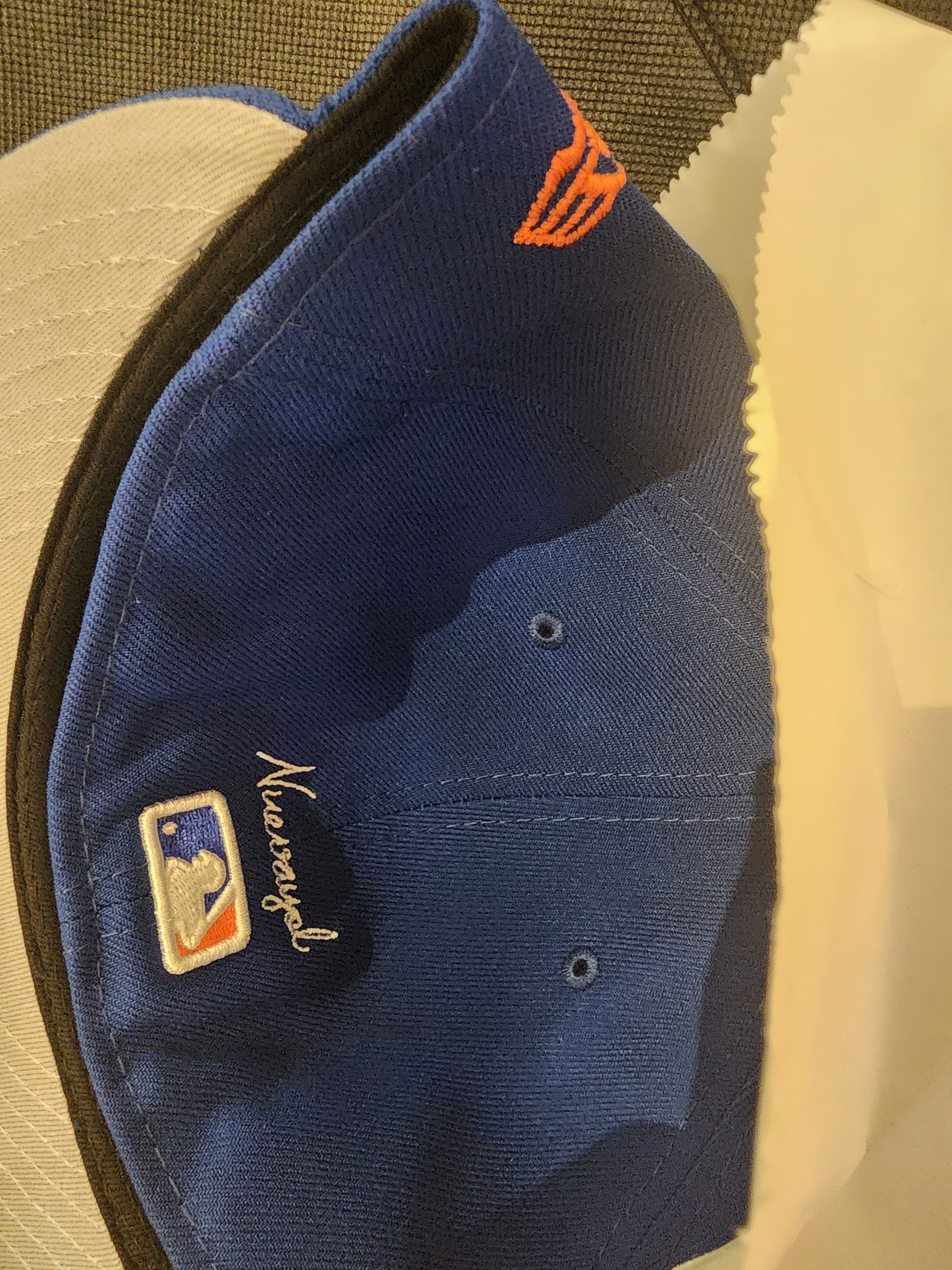 Other Bad bunny mets cap 7 3/4 Size ONE SIZE - 5 Thumbnail