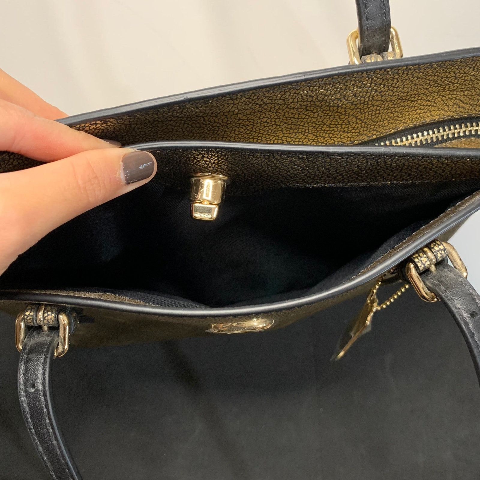 Coach Coach Gold Metallic Turnlock Tote Size ONE SIZE - 8 Thumbnail