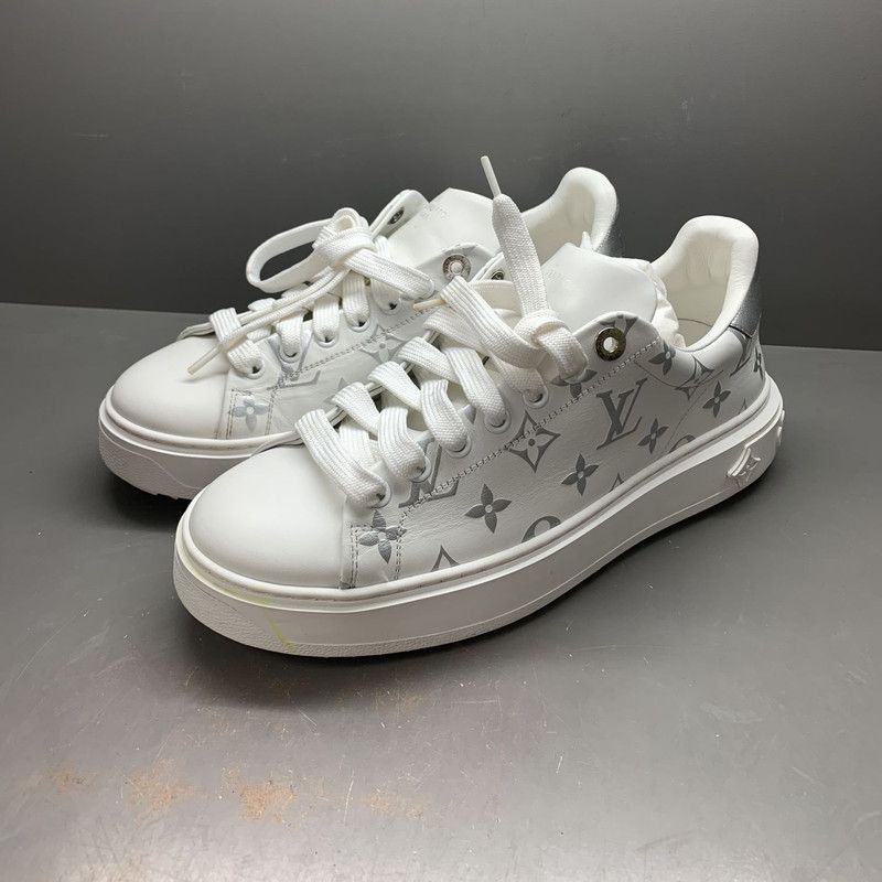 Louis Vuitton Louis Vuitton Time Out Casual Sneakers for Women 0079 Size US 8 / IT 38 - 1 Thumbnail