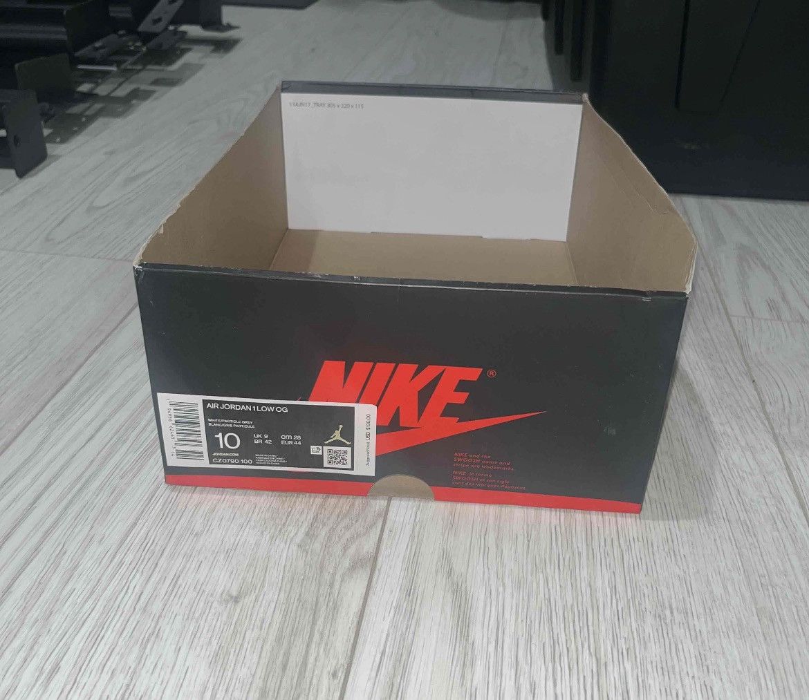 Jordan Brand × Nike jordan 1 low neutral grey size 10 Size US 10 / EU 43 - 7 Thumbnail