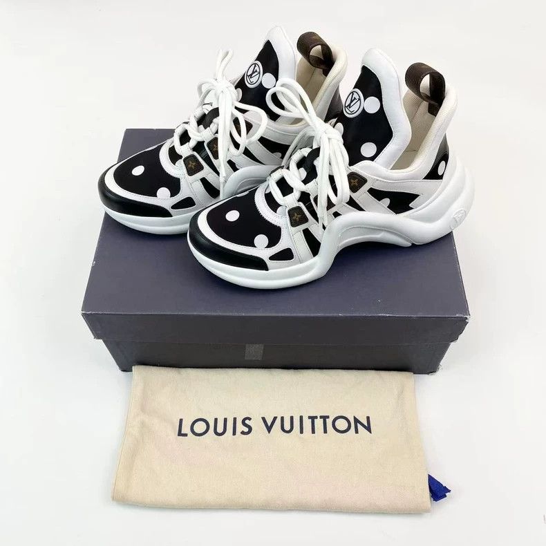 Louis Vuitton Louis Vuitton Archlight black and white arch bridge dad sh Size US 5.5 / EU 38 - 2 Thumbnail