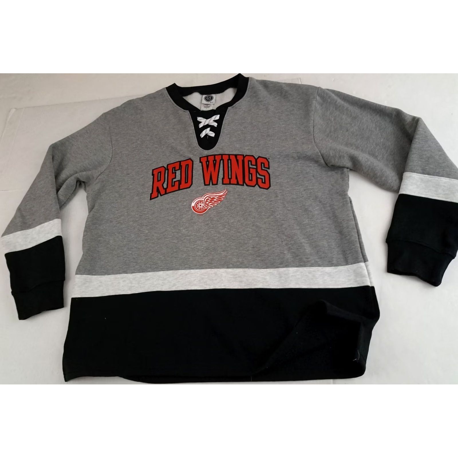 NHL VINTAGE Detroit Red Wings Sweatshirt NHL Shirt Unisex Adults XL Black & Grey Embroidered Hockey Pullover Laced Neck Size US XL / EU 56 / 4 - 2 Thumbnail