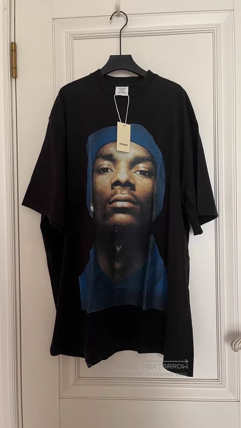 VETEMENTS ヴェトモン 18AW Stop looking at my shirt UAH19TR322 転写