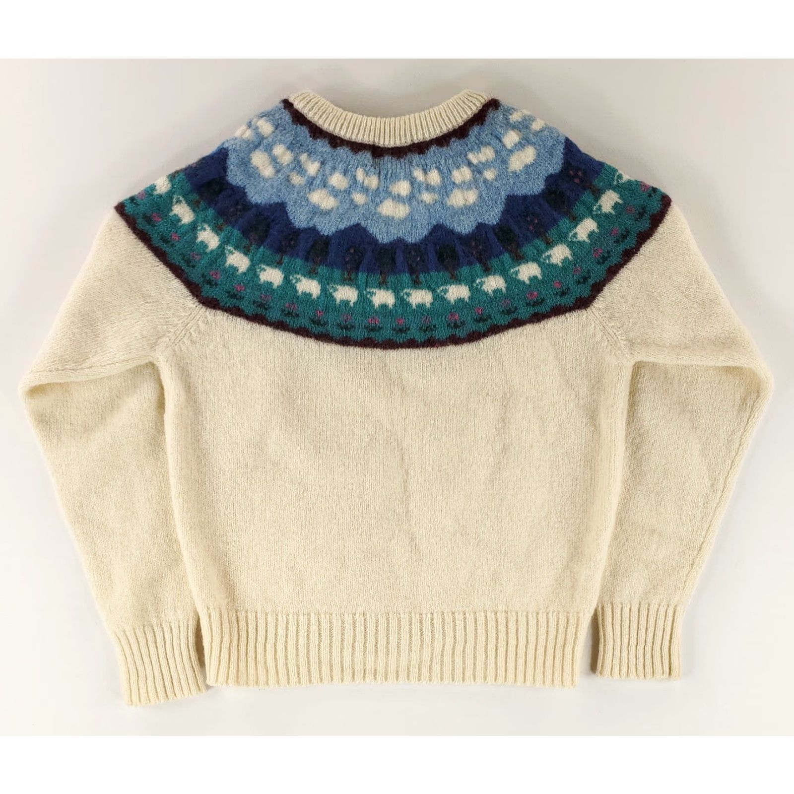 Vintage Woolrich Wool 100% Wool Sweater Cream Ivory Womens M Pullover Pasture Sheep Modern/Classic? Size M / US 6-8 / IT 42-44 - 4 Thumbnail