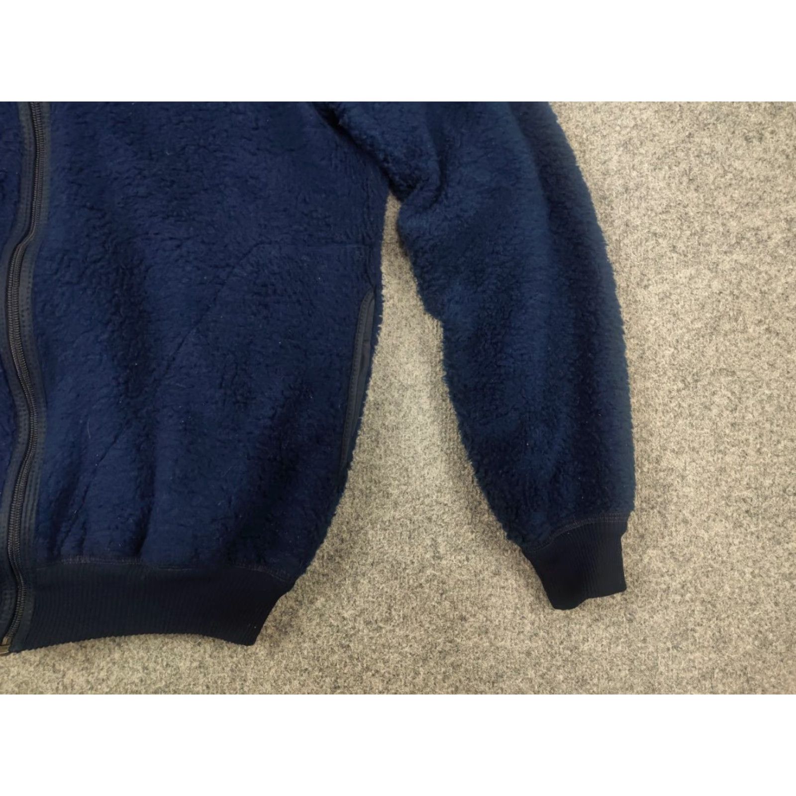 Helly Hansen VINTAGE Helly Hansen Deep Pile Sherpa Fleece Navy Logo Zip Jacket Size US M / EU 48-50 / 2 - 5 Thumbnail