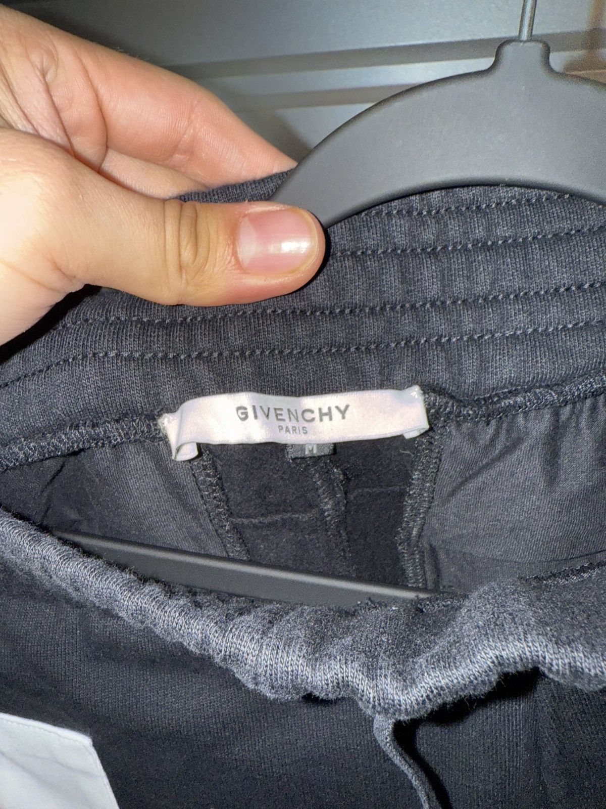Givenchy Givenchy Black Embroidery Joggers Size Medium Size US 32 / EU 48 - 1 Thumbnail