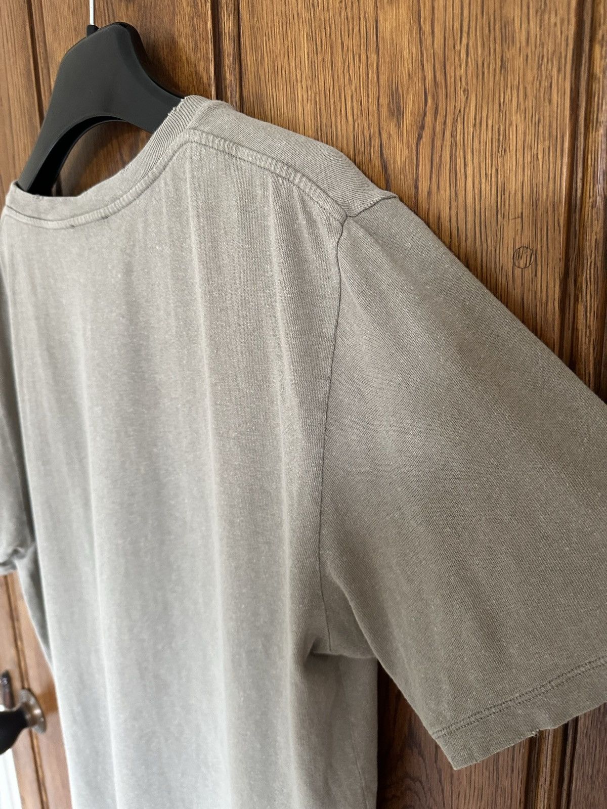 Saint Laurent Paris $550 Saint Laurent Rive Gauche logo t shirt olive khaki Size US S / EU 44-46 / 1 - 22 Thumbnail