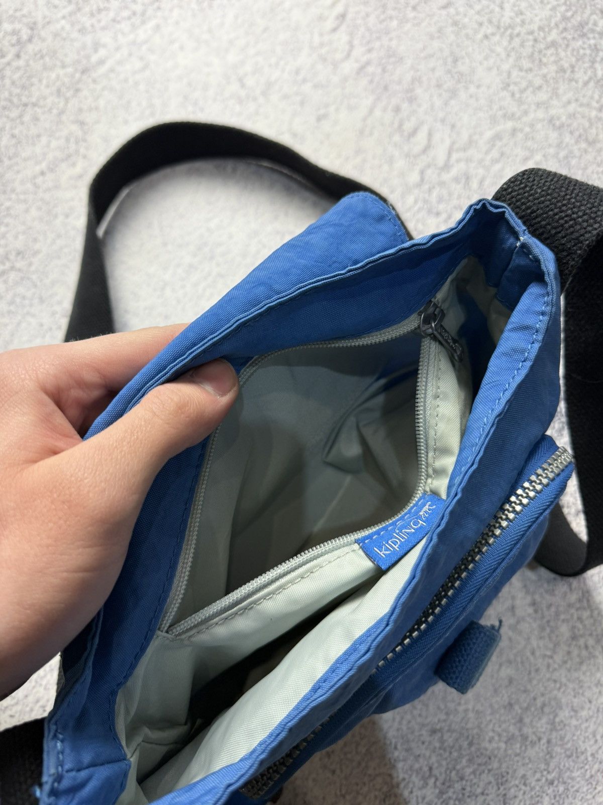 Japanese Brand Vintage Kipling Crossbody Shoulder Nylon Bag Y2K Size ONE SIZE - 13 Thumbnail