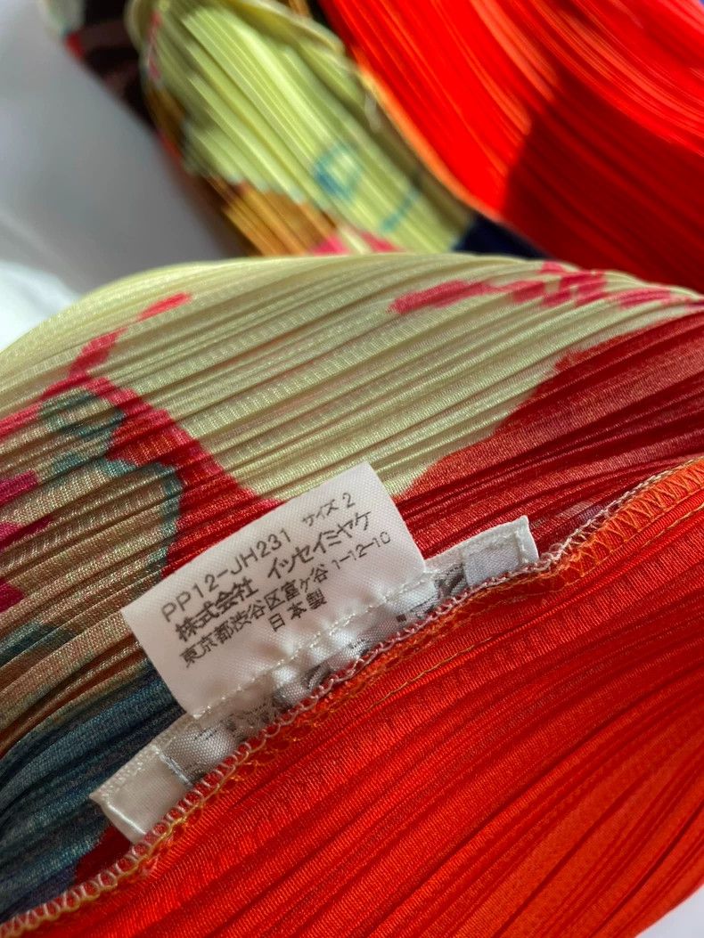 Issey Miyake Issey Miyake size:2 A red manga jumpsuit by Teruhiko Yumur Size XS / US 0-2 / IT 36-38 - 4 Thumbnail