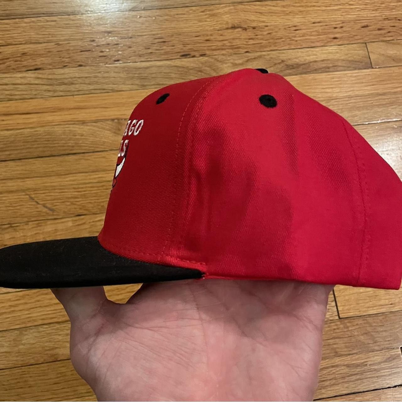 Adidas Adidas Chicago Bulls Snapback Brand New Size ONE SIZE - 2 Thumbnail