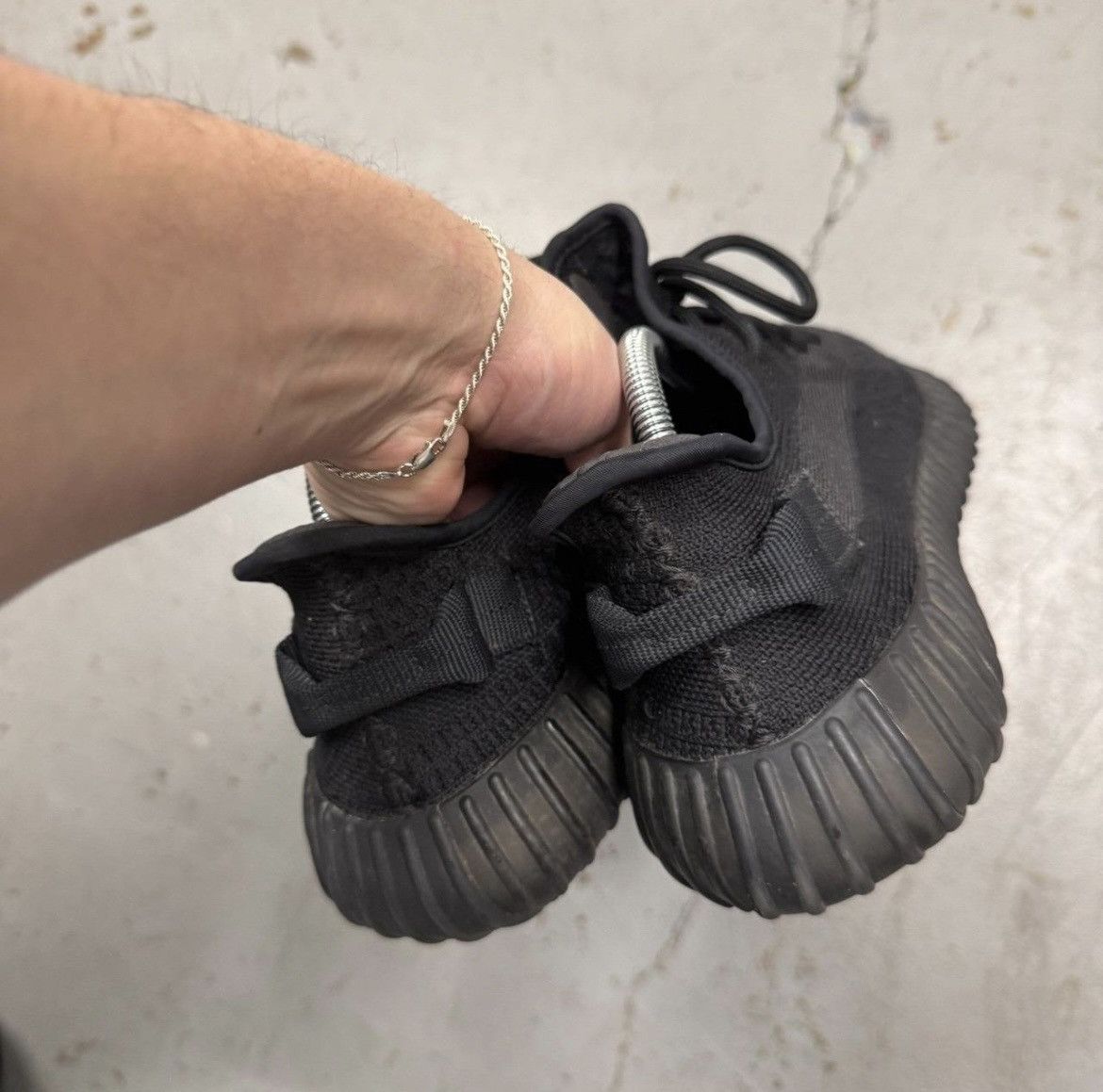 Yeezy Adidas Yeezy Boost 350 V2 Onyx / HQ4540 Black Sneakers Size US 9.5 / EU 42-43 - 5 Thumbnail