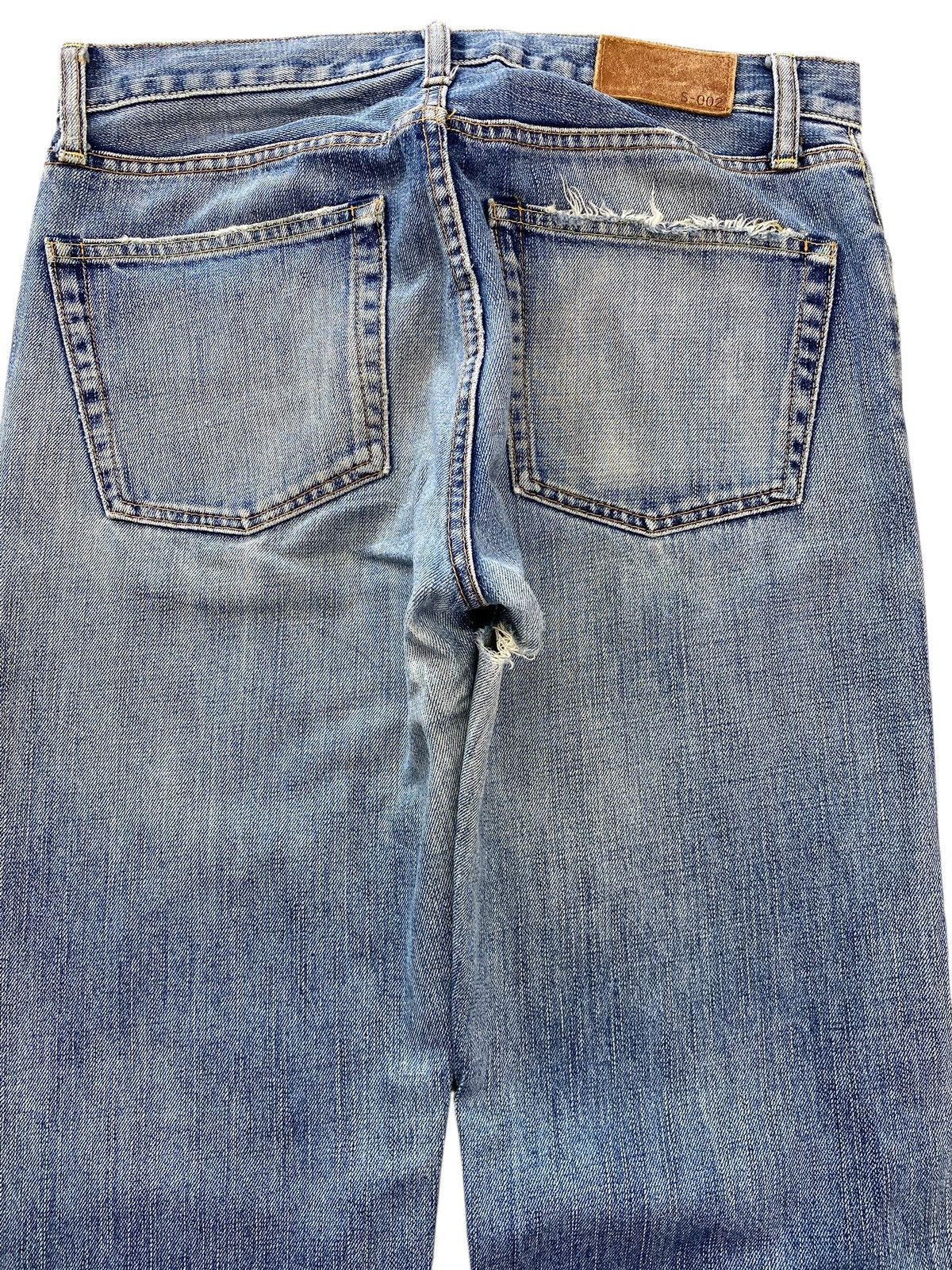 Uniqlo Uniqlo Faded Wash Whiskered Style Straight Leg Jeans Size US 31 - 4 Thumbnail