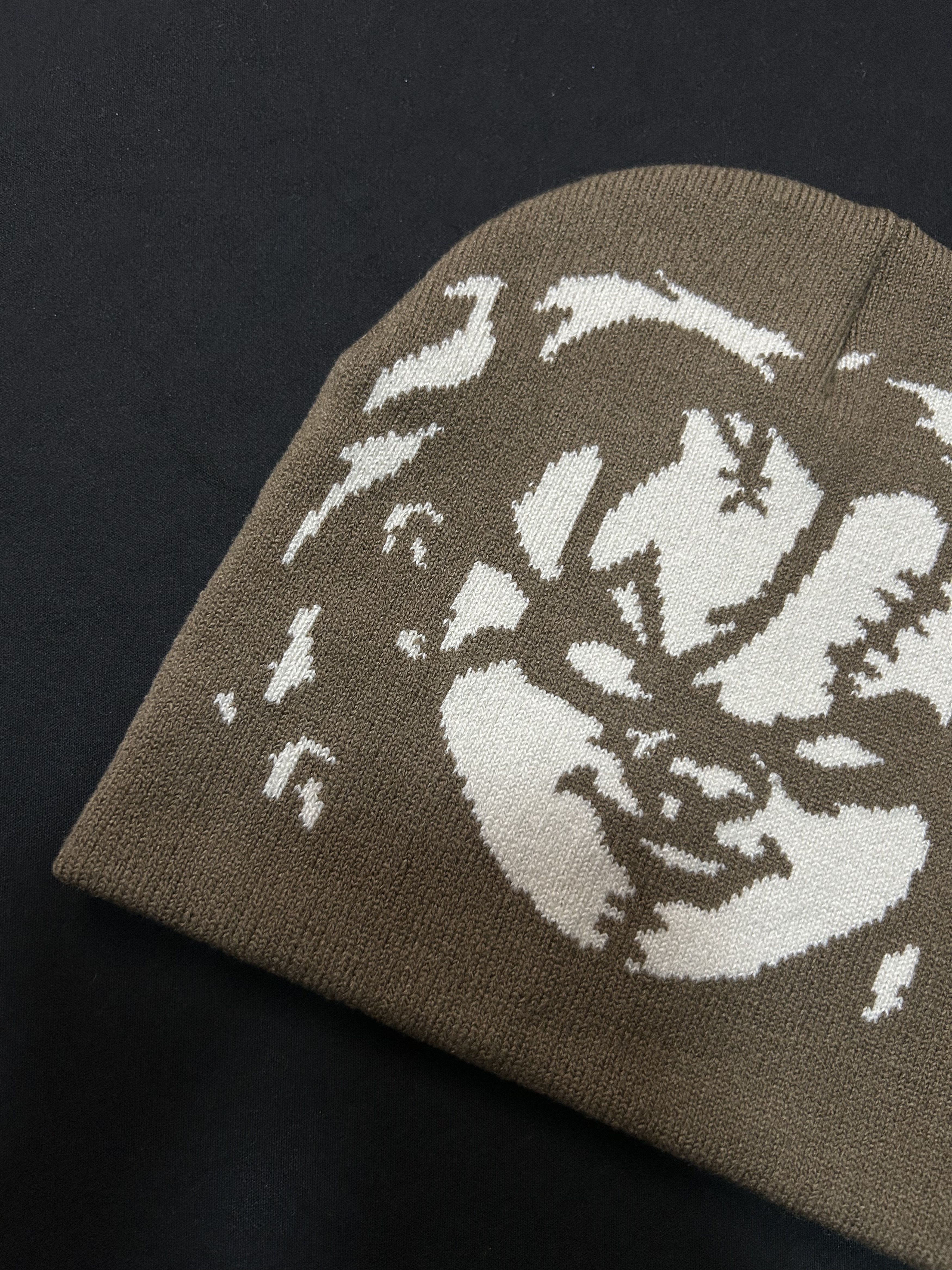 Japanese Brand Rare Chunky Graphic No Cuff Knit Brown Beanie Hats OS Size ONE SIZE - 2 Thumbnail