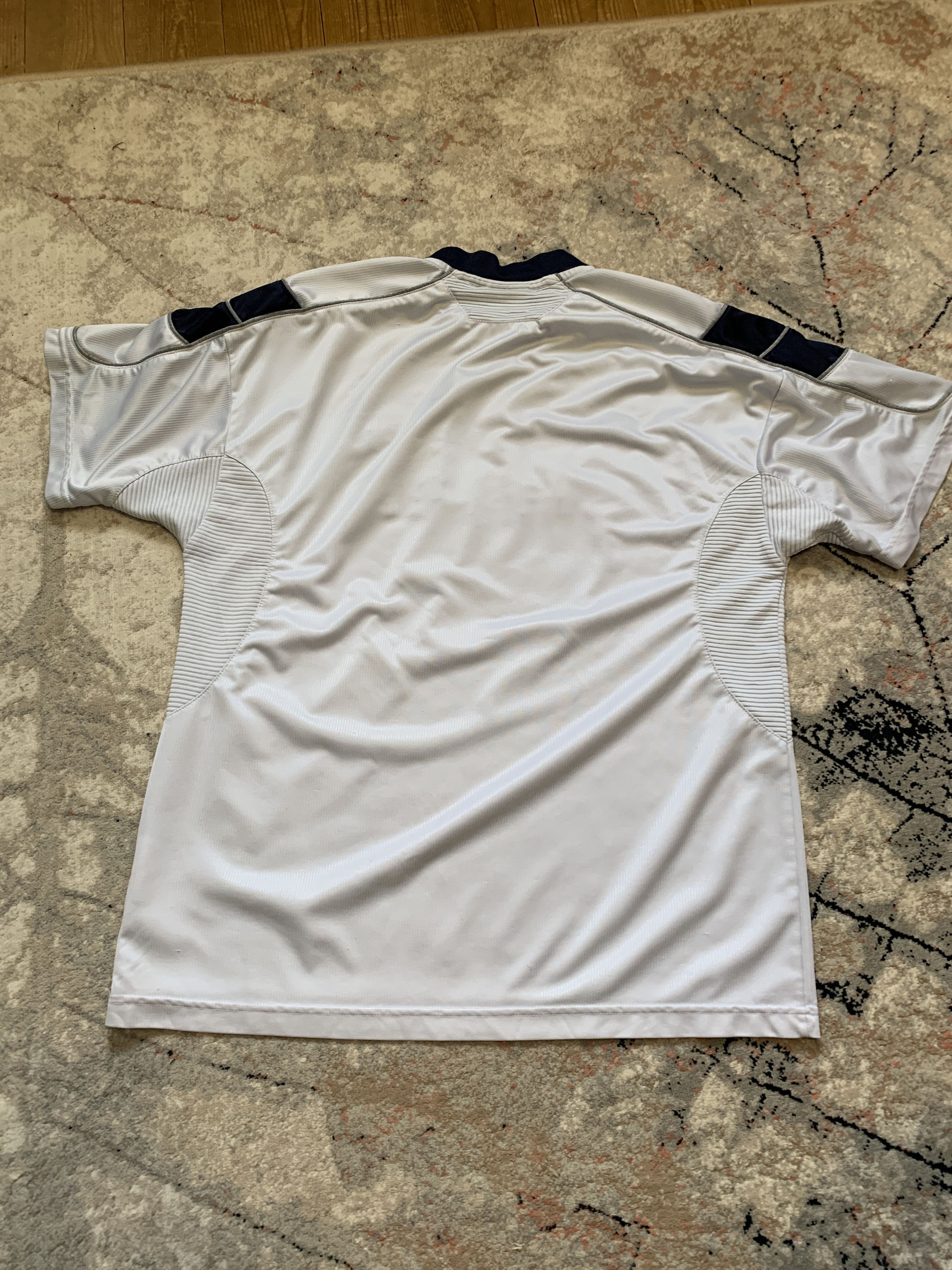 Umbro Umbro Vintage Manchester United Jersey Size US L / EU 52-54 / 3 - 11 Thumbnail